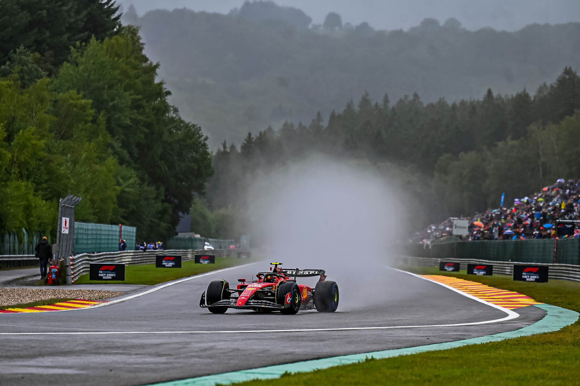 230004-scuderia-ferrari-belgian-gp-fp1 98eb00bd-95ad-4de2-8c99-aa73969f351b