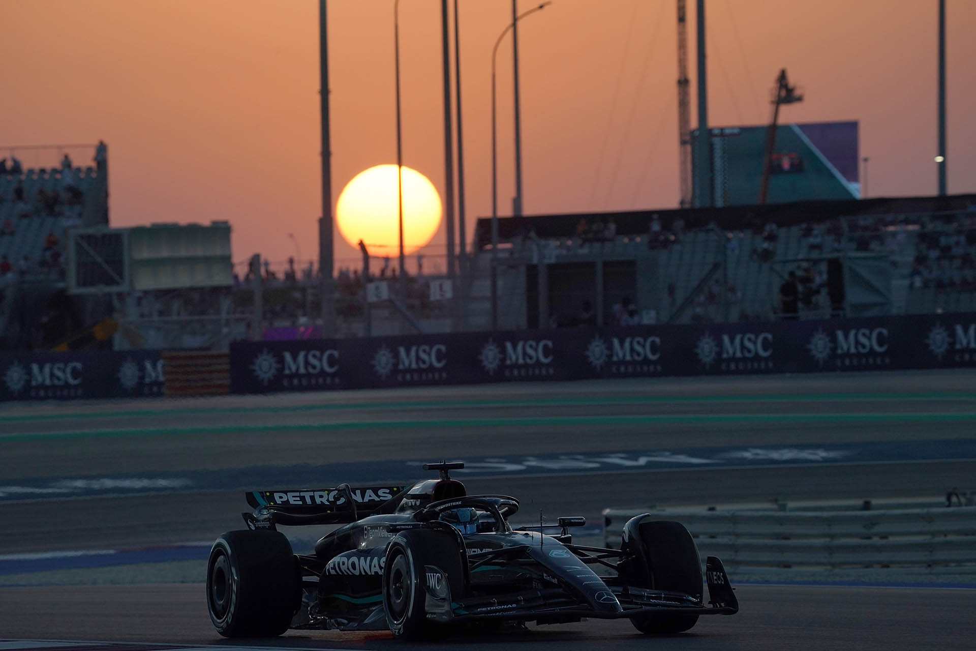 f1 gp qatar mercedes 07