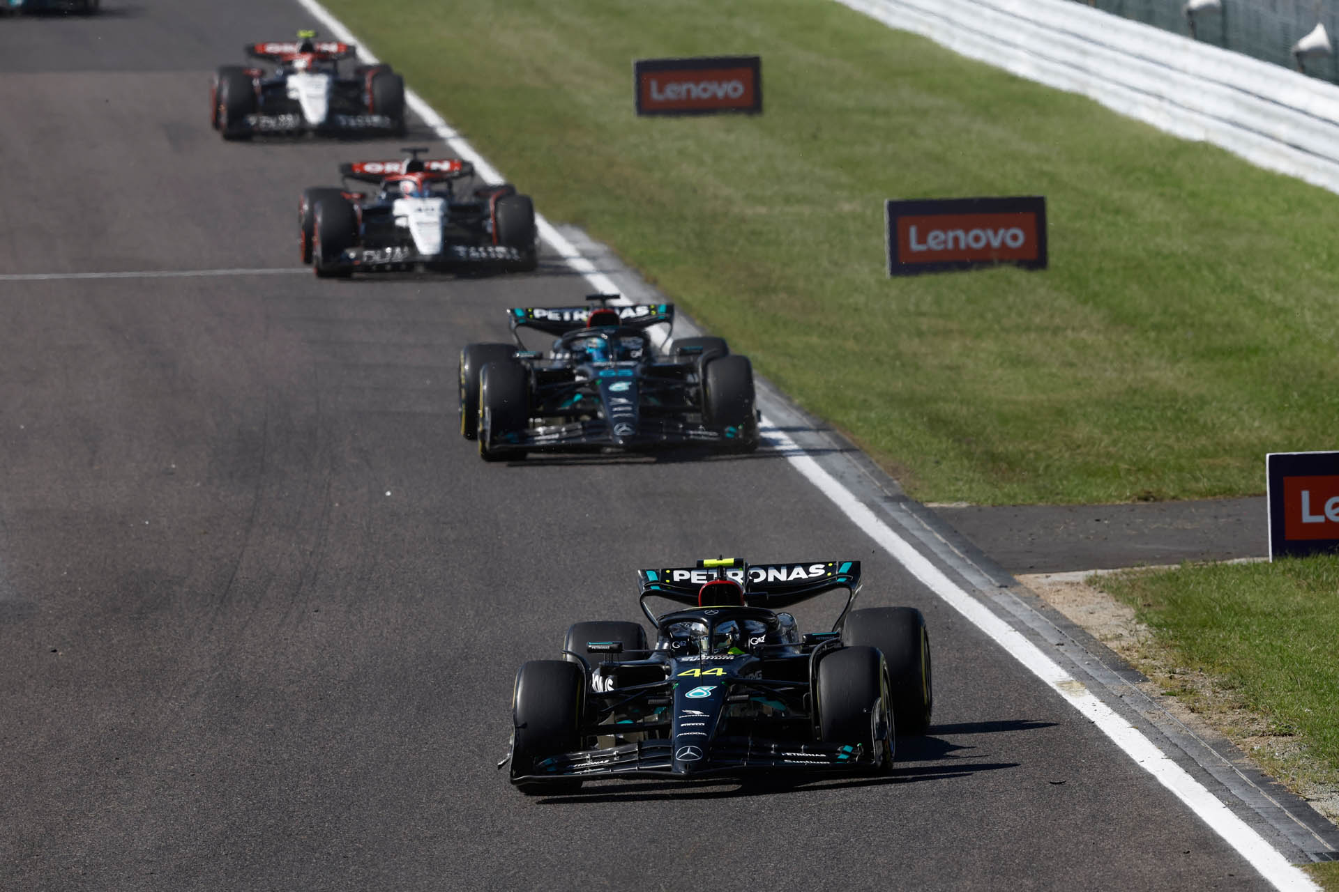 2023 suzuka f1 mercedes sunday 01