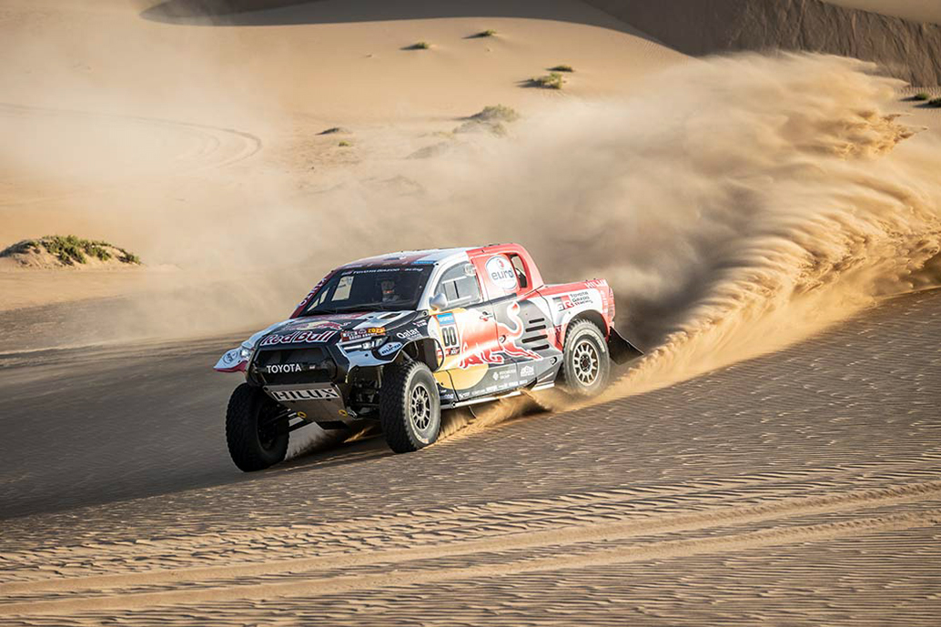toyota gr dkr hilux t1 7