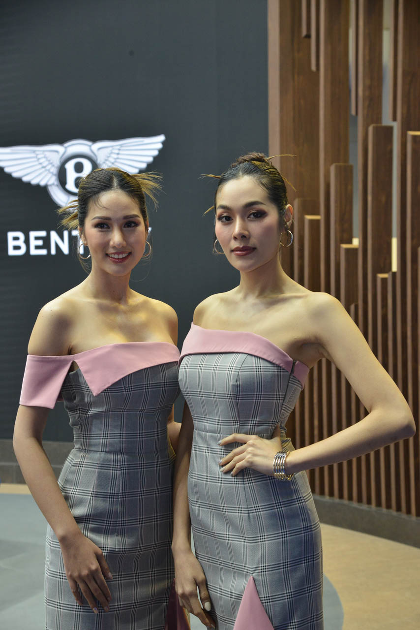 66 03 21 Bentley by  53