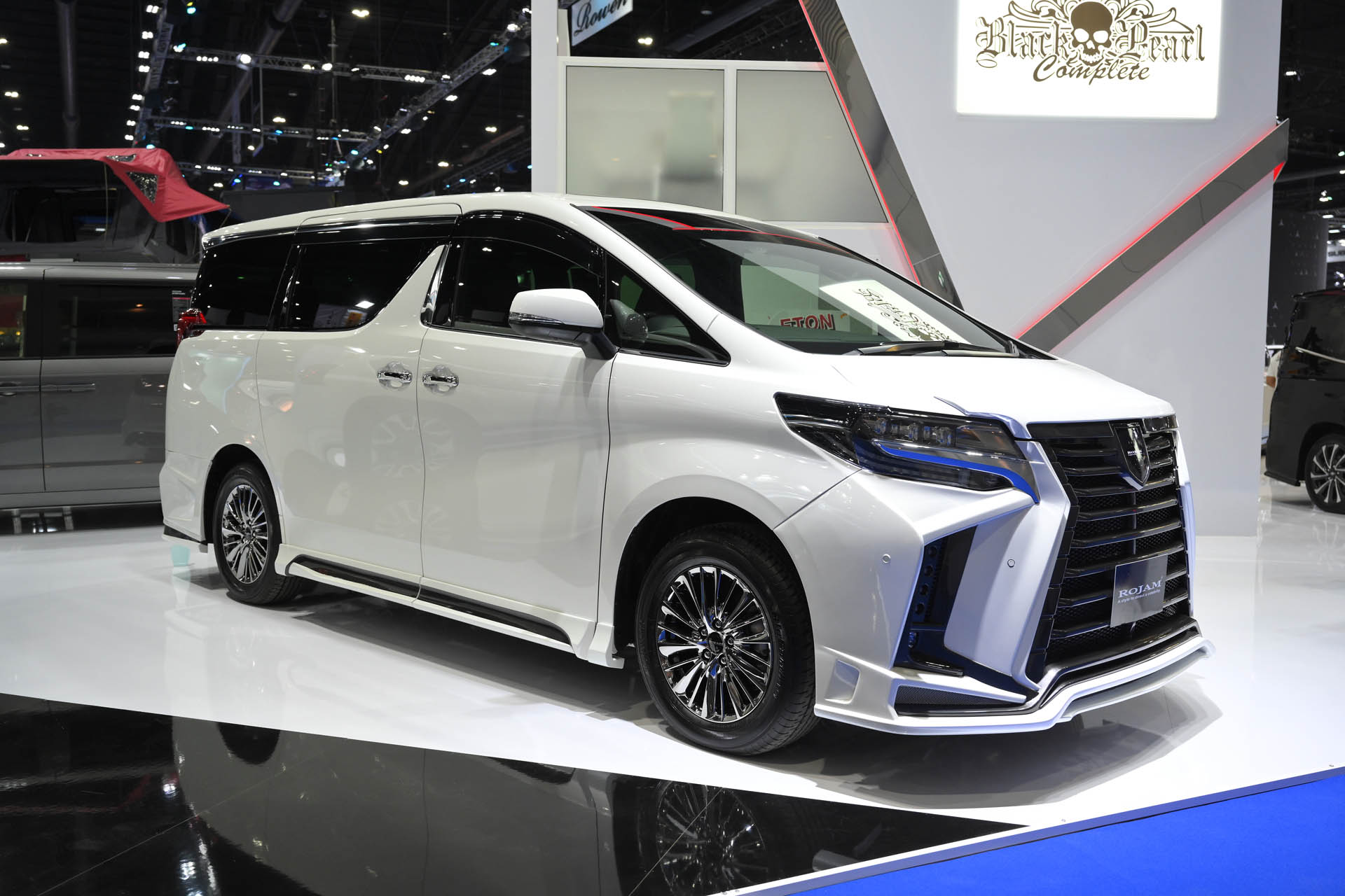 66 03 Motor Show VIP Day Eton - 3