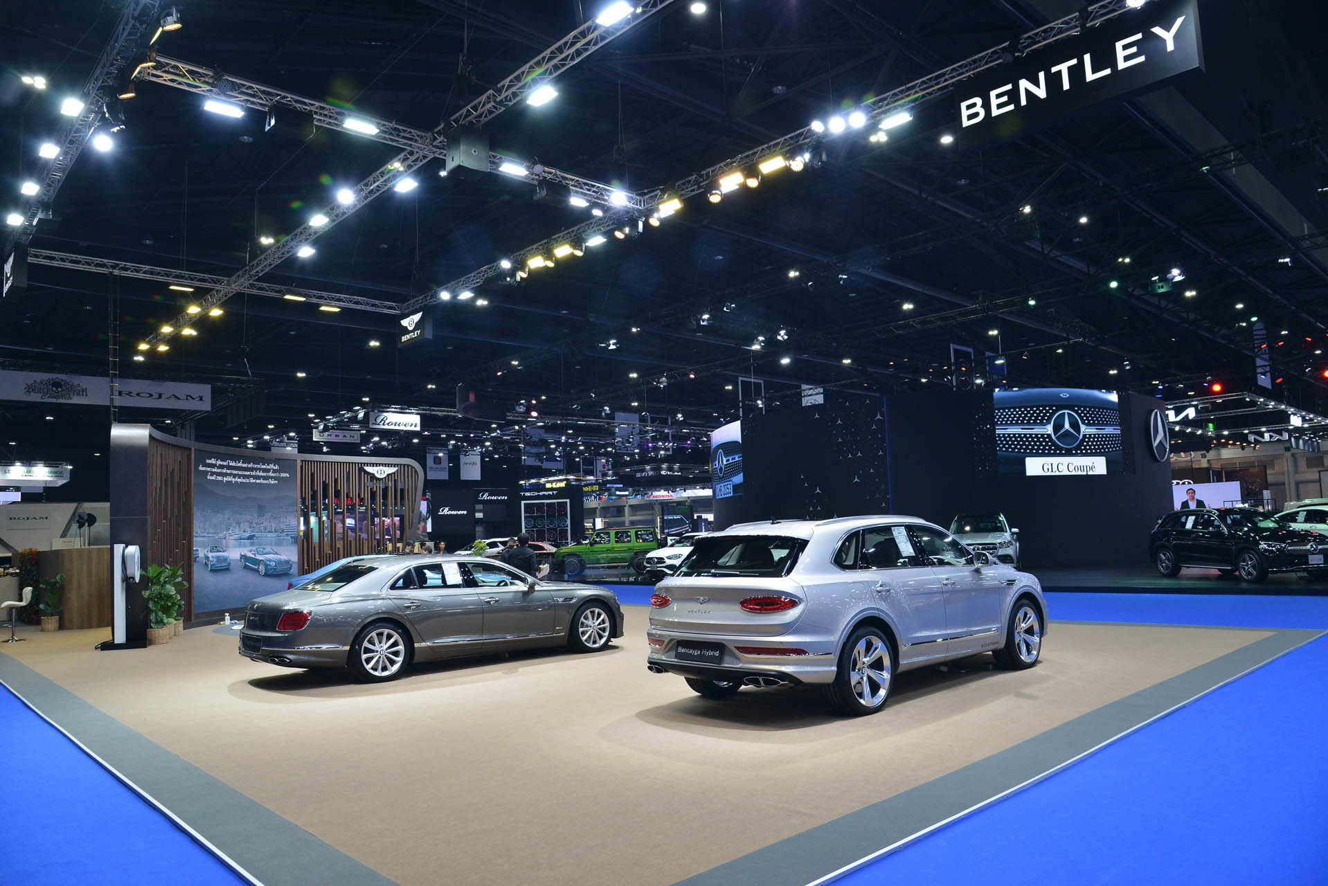 66 03 21 Bentley by  1