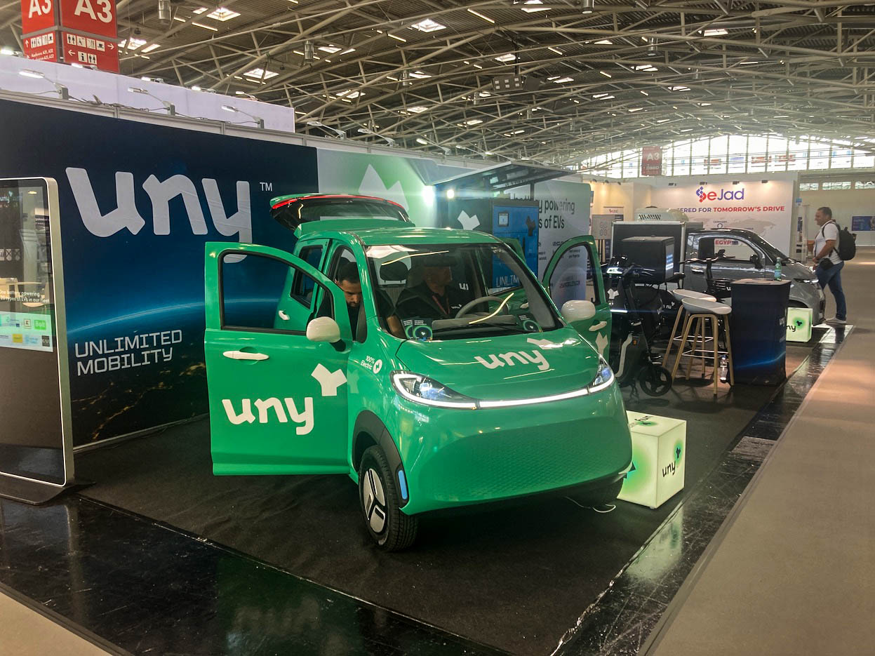 Uny