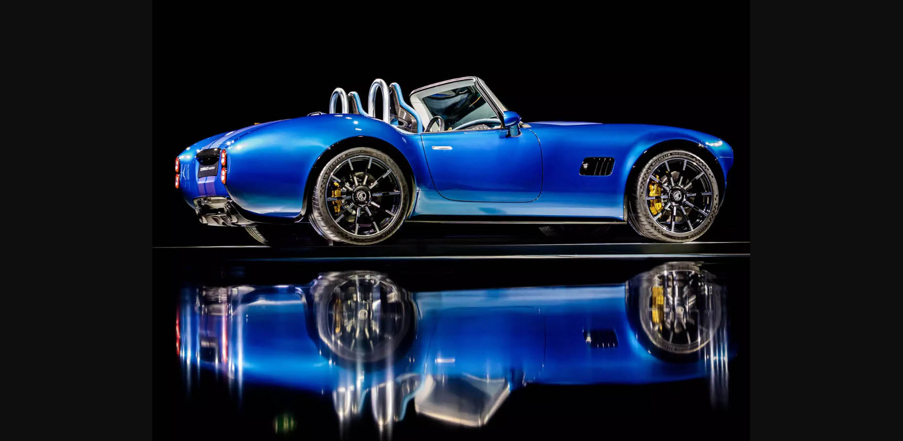 ACCars-ACCobraGTRoadster 01