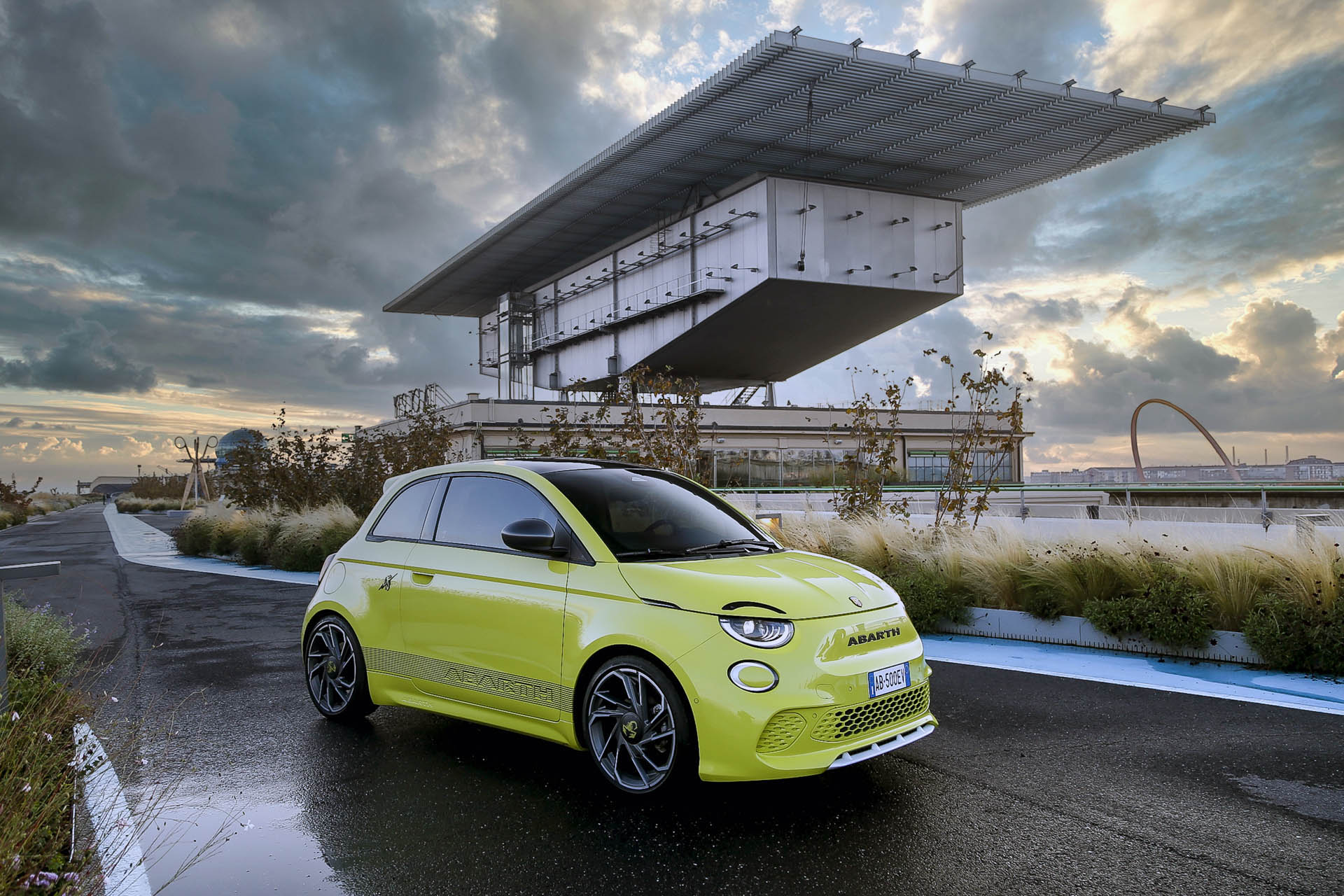abarth500e05