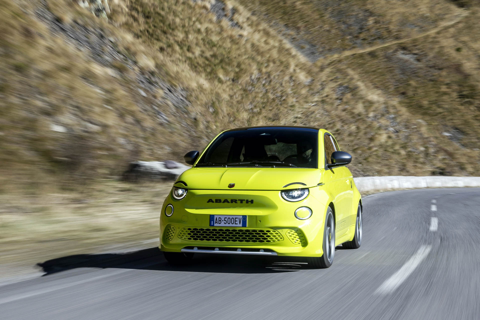 abarth500e10