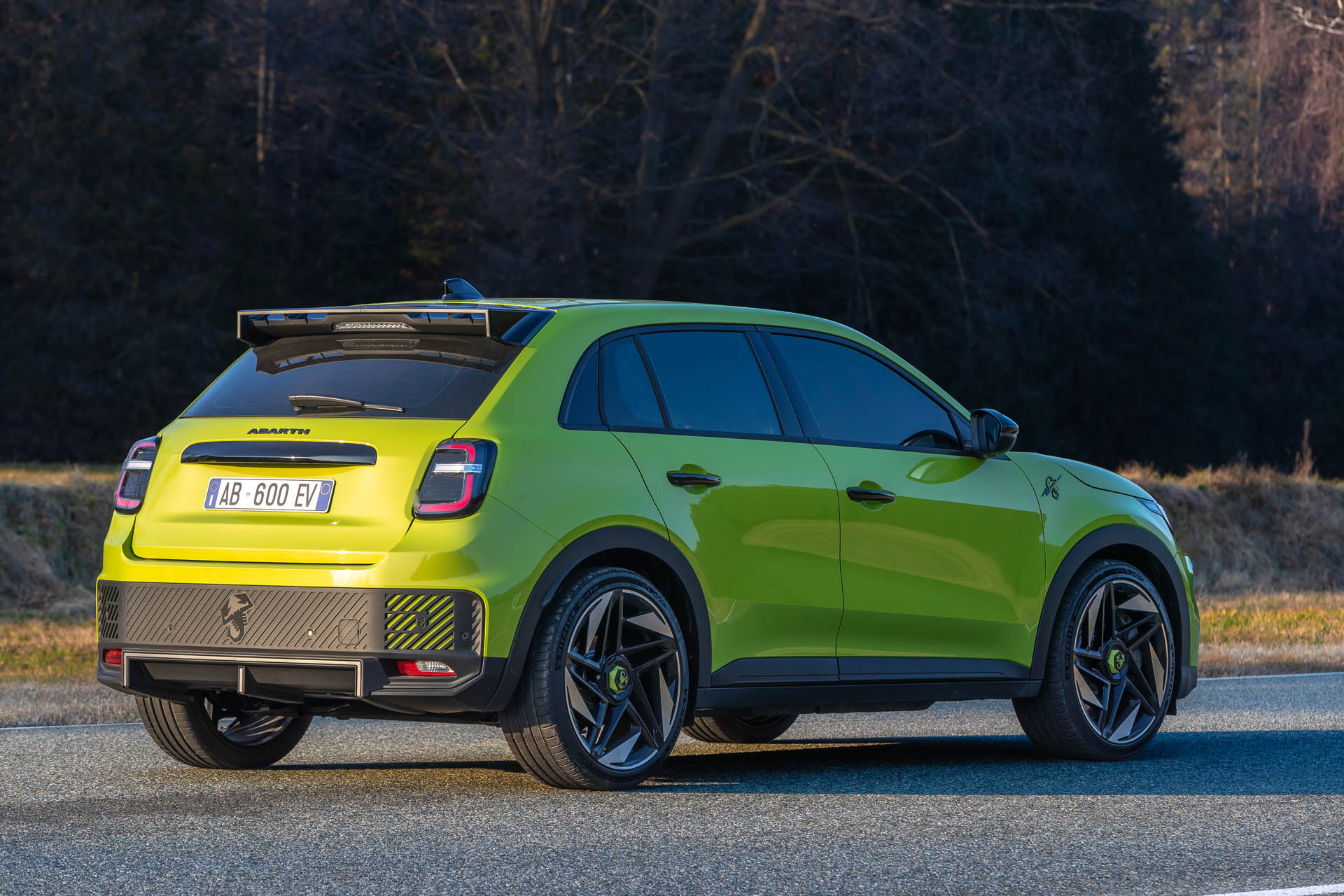 Abarth 600e Turismo 04