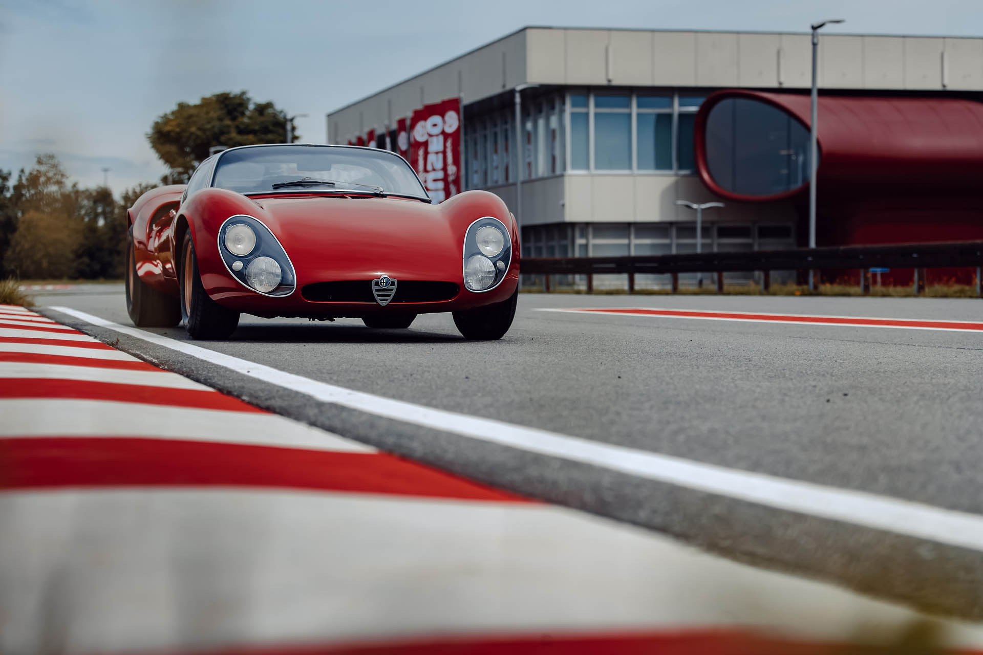 alfa romeo 33 stradale 1967 03