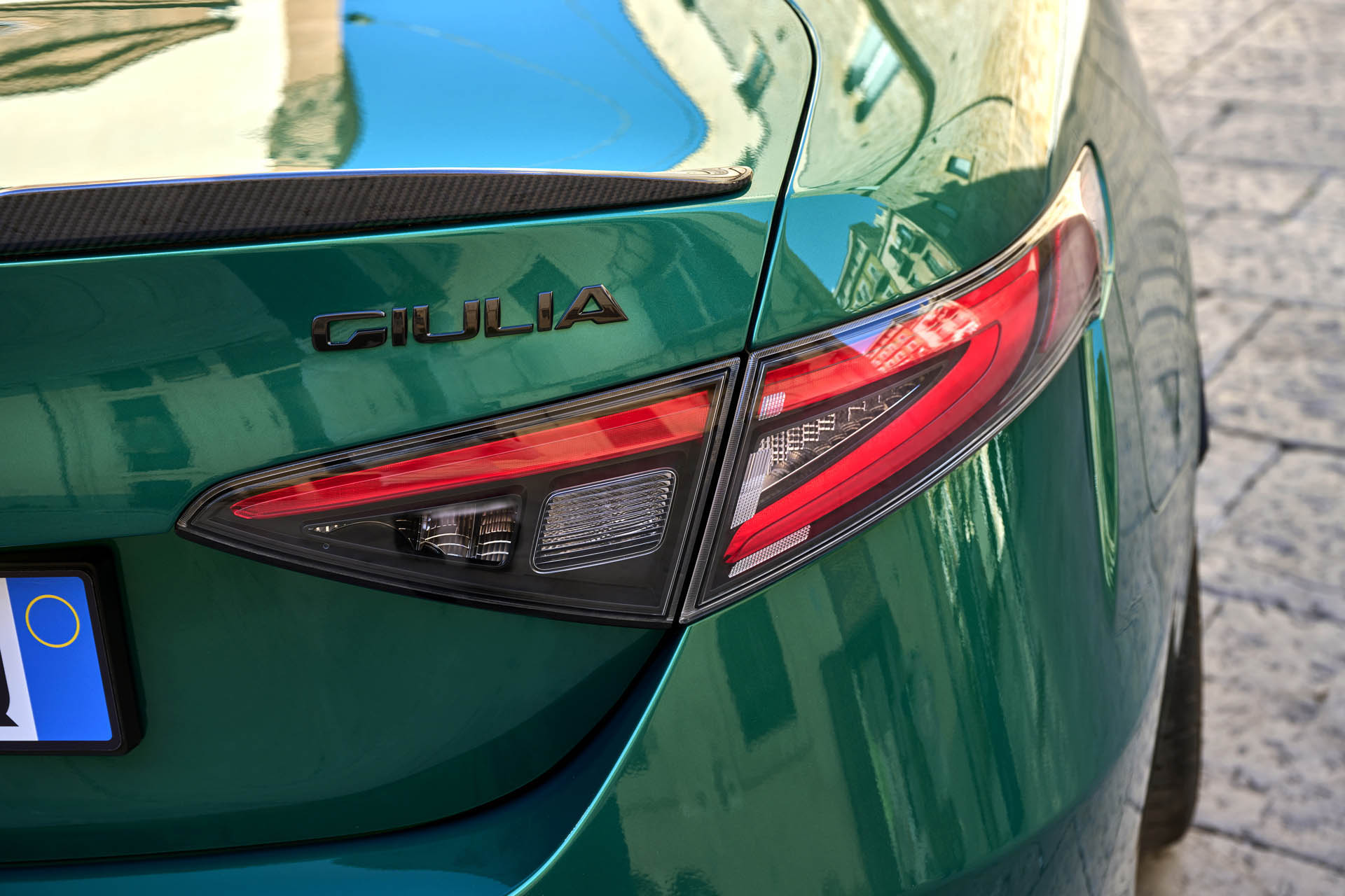 Alfa Romeo Giulia Q 100 Anniversario 09