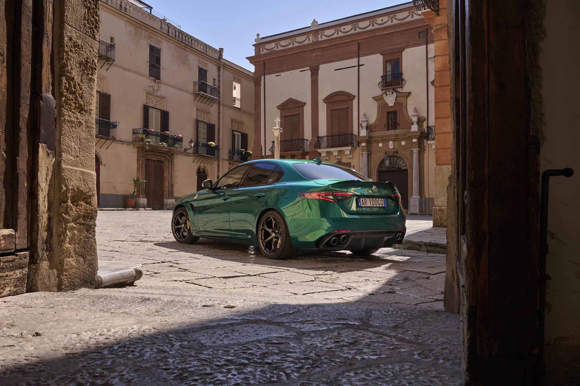 Alfa Romeo Giulia Q 100 Anniversario 10