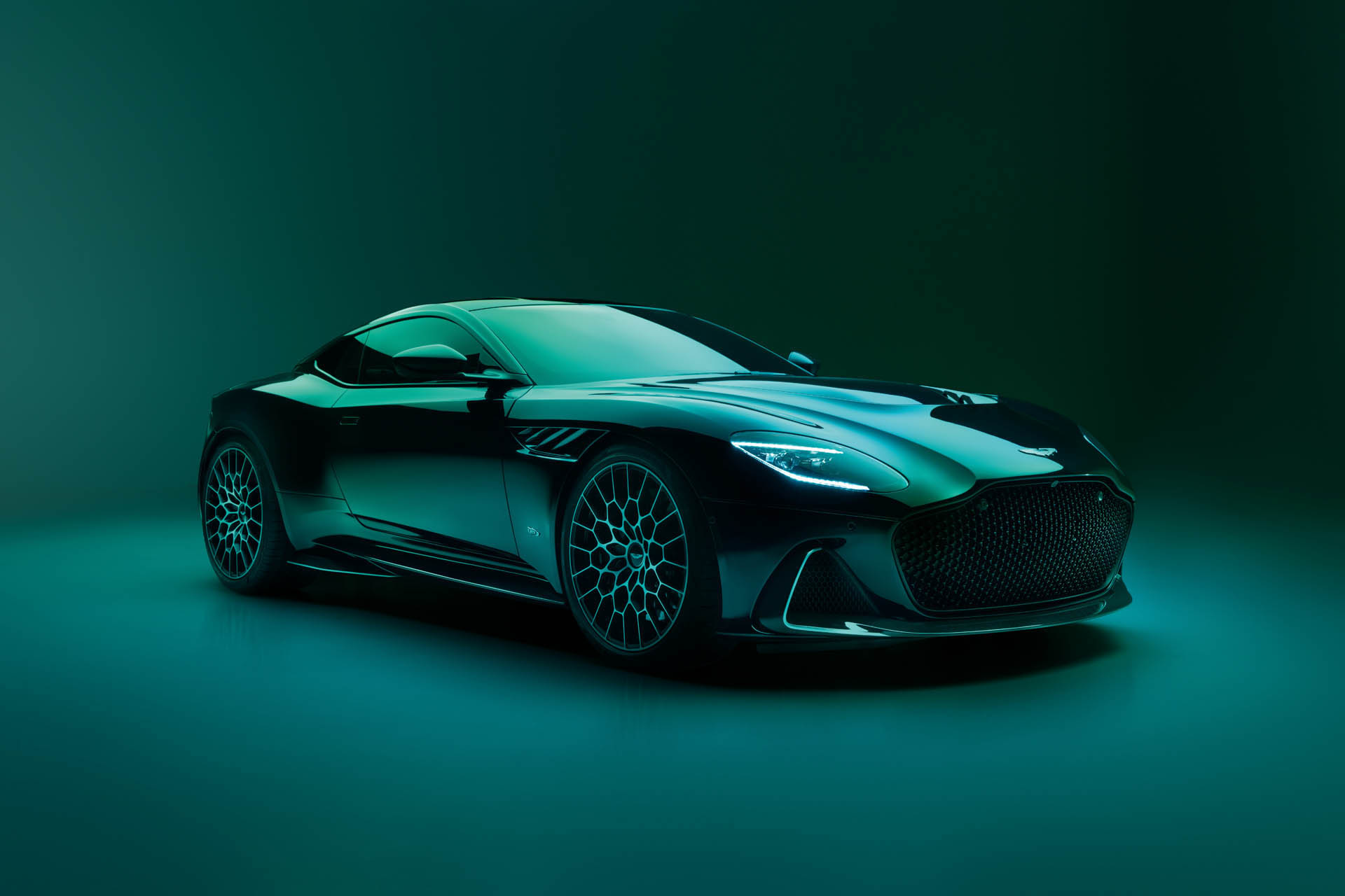Aston Martin DBS 770 Ultimate10