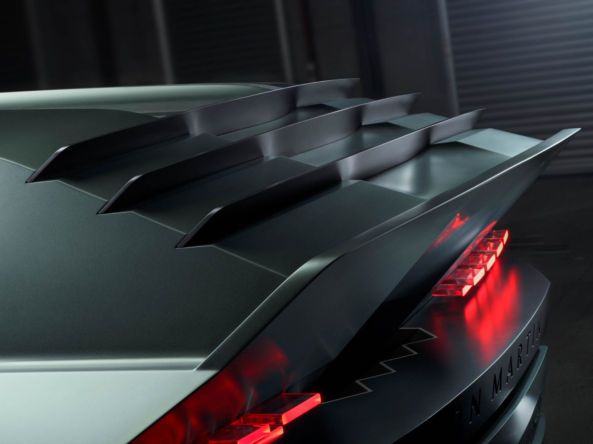 AstonMartin-Dreadnought 09