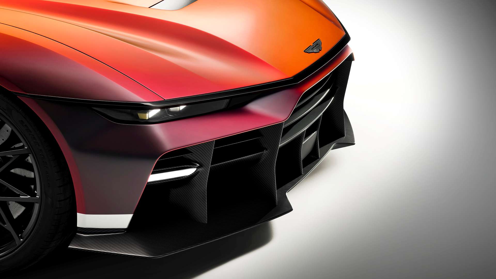 Aston Martin Valen 21