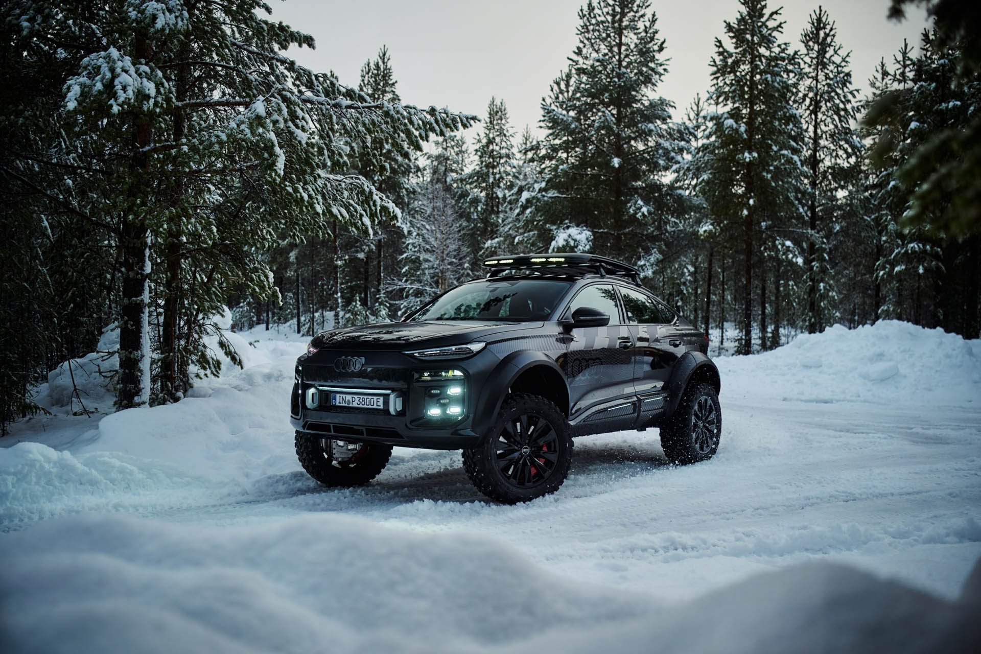 Audi Q6 e-tron offroad concept 01
