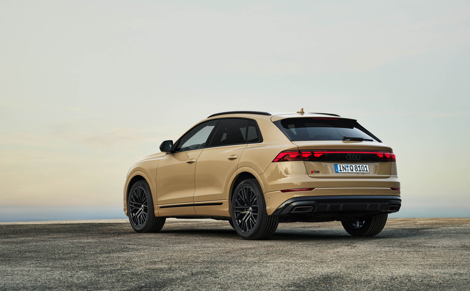 Audi Q8 2023 04