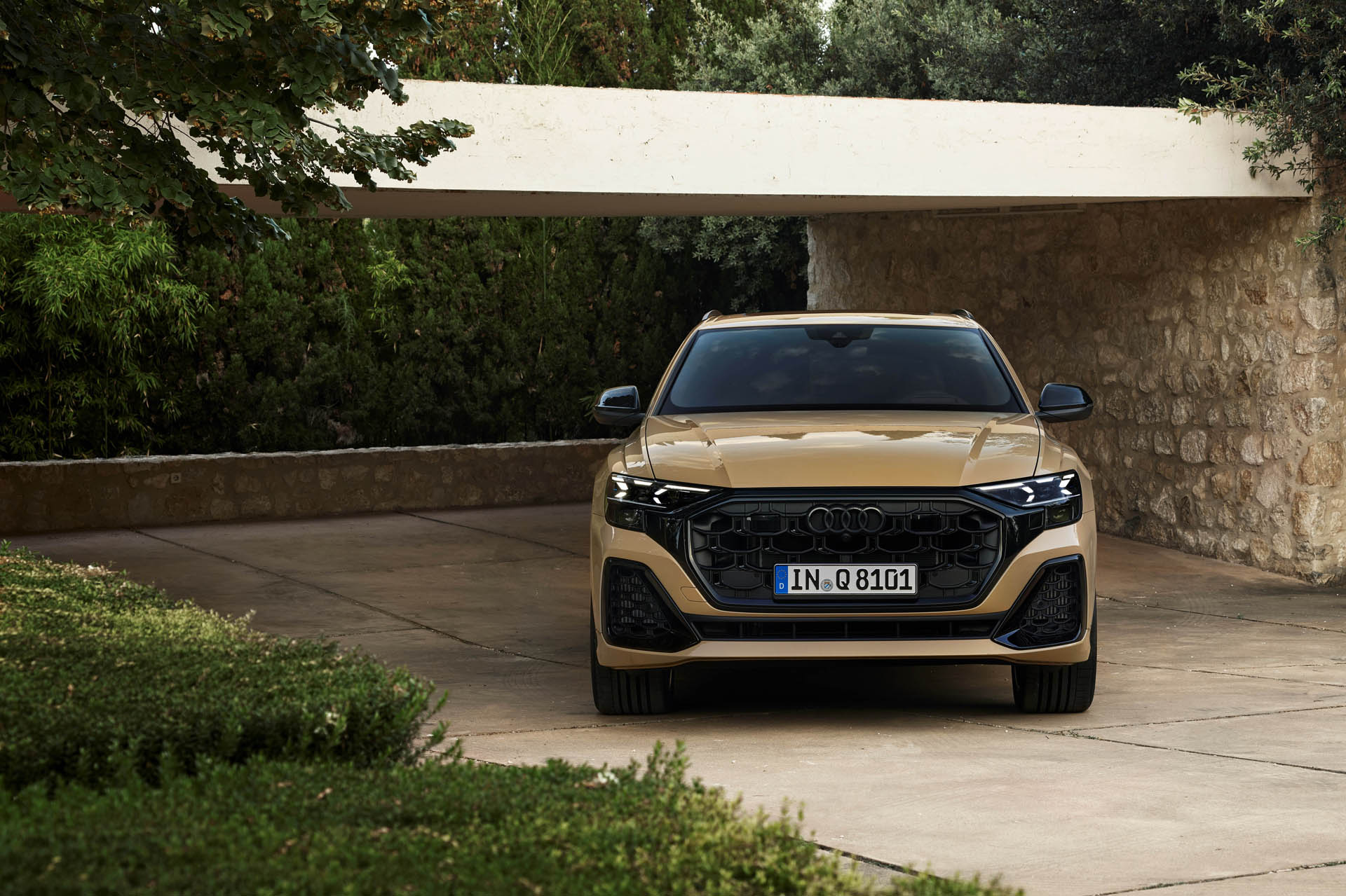 Audi Q8 2023 11