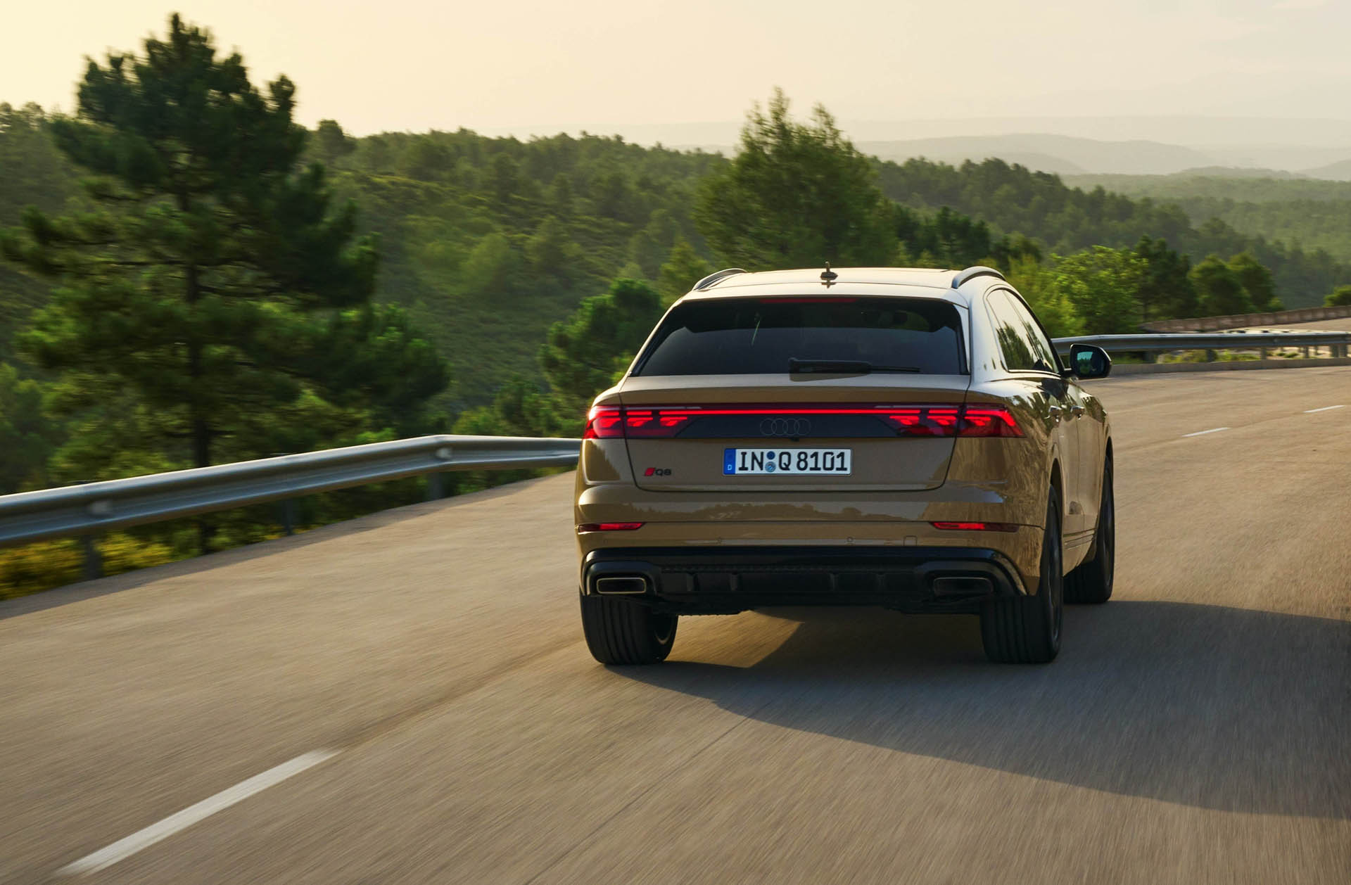 Audi Q8 2023 25