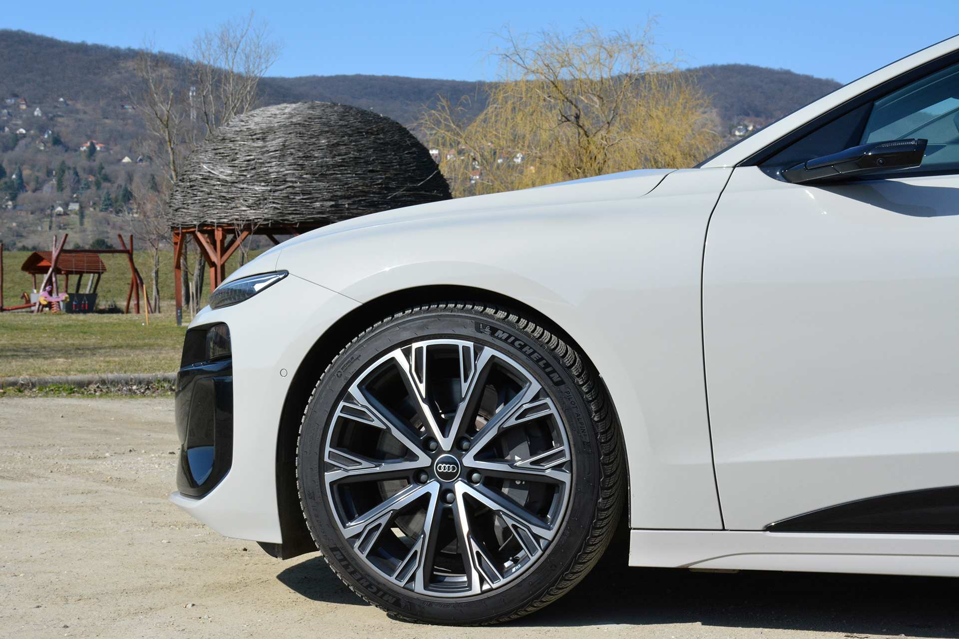 audi s6 etron 2026 16