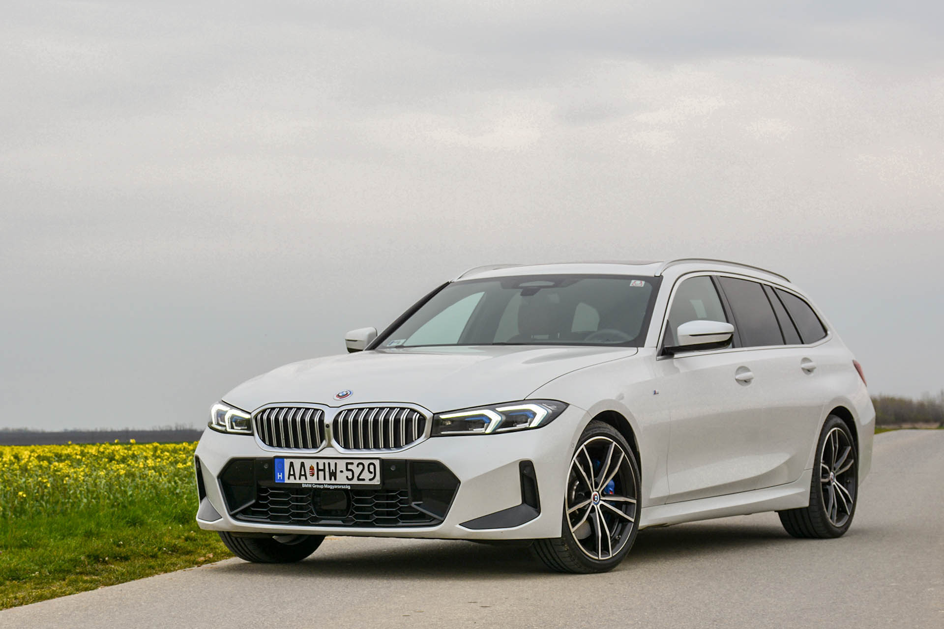 BMW 330d xDrive Touring 13