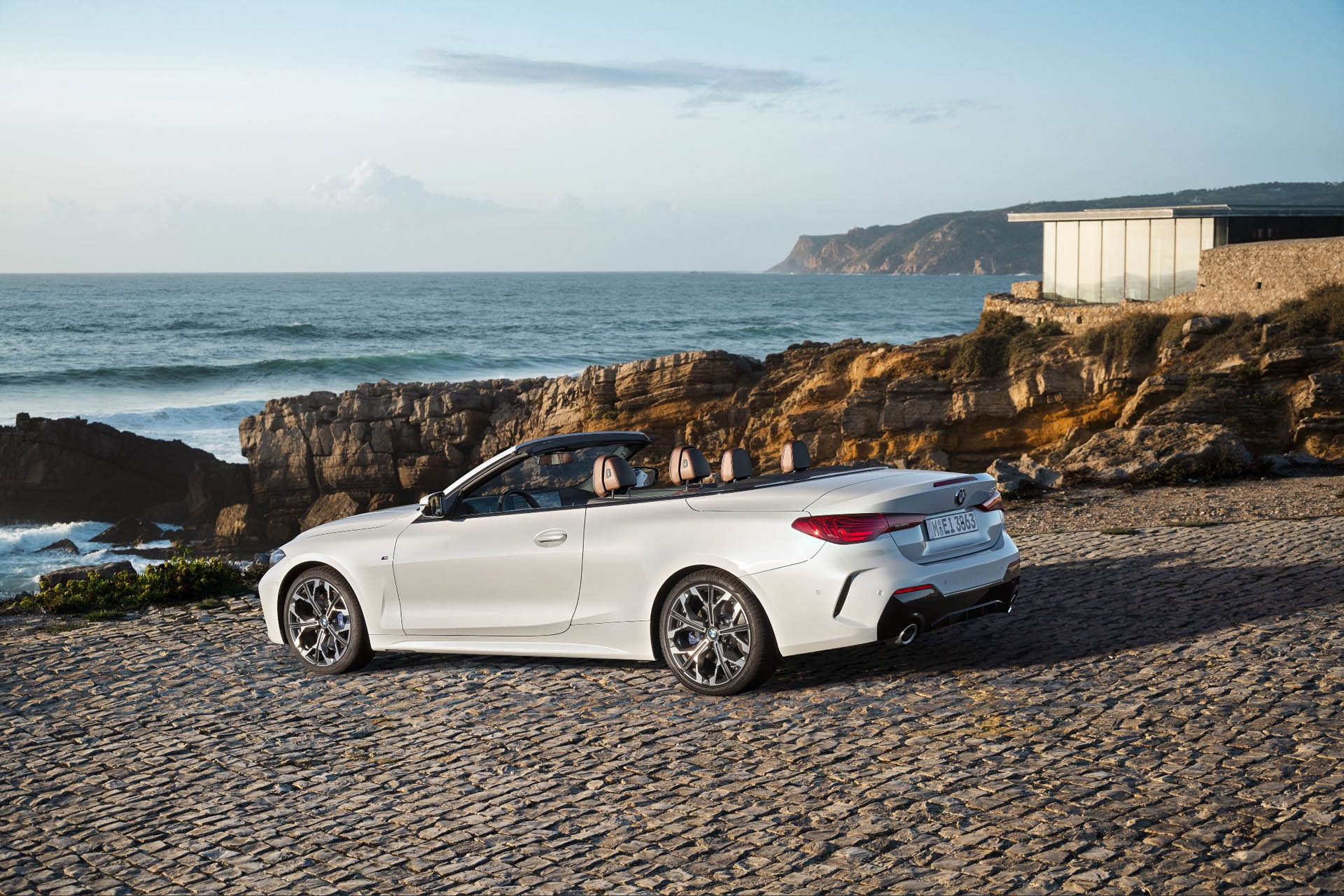 BMW 4 Cabrio 2024 03