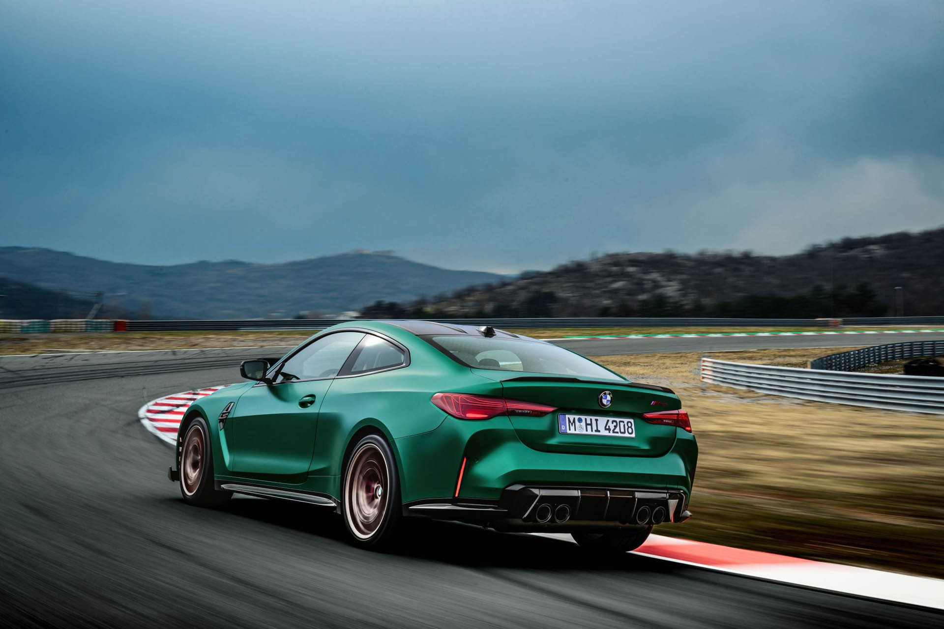 BMW M4 CS 2024 08