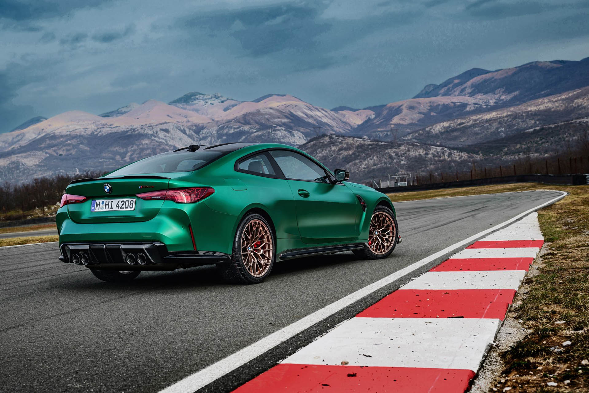 BMW M4 CS 2024 16