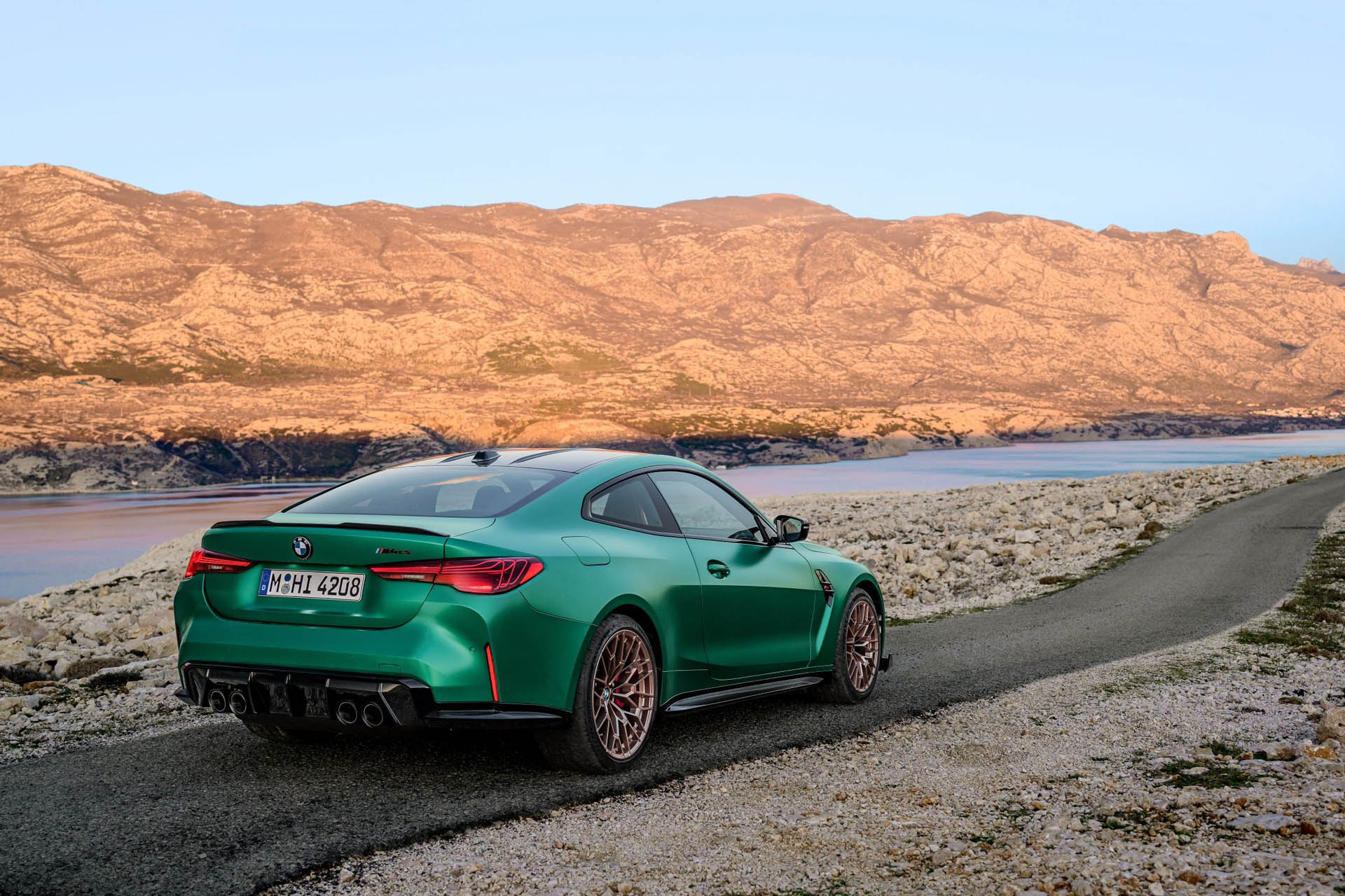 BMW M4 CS 2024 35