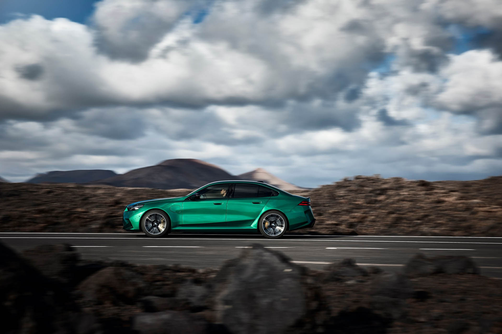 BMW M5 2024 32