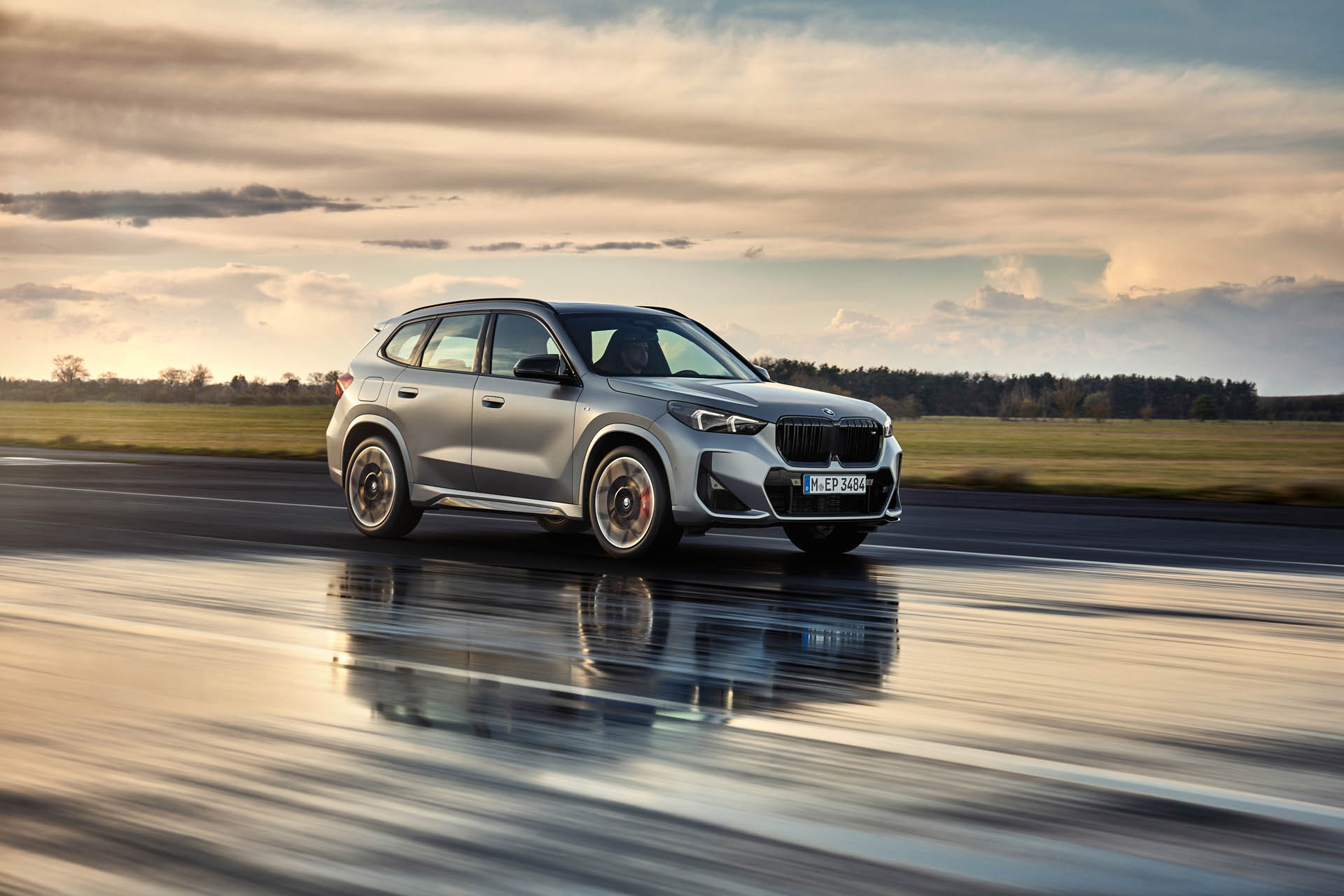 BMW X1 M35i 03