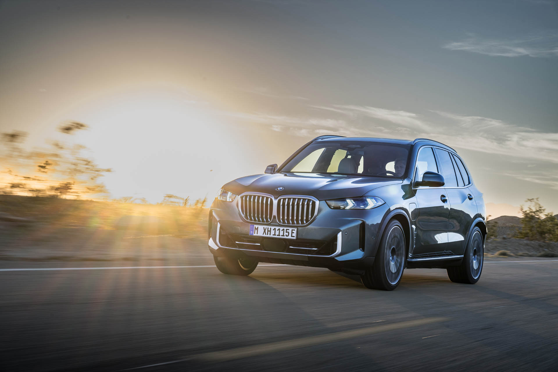 bmwx5-2023a