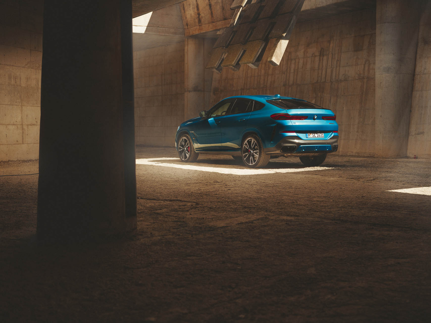 bmwx6m60xdrive-2023h