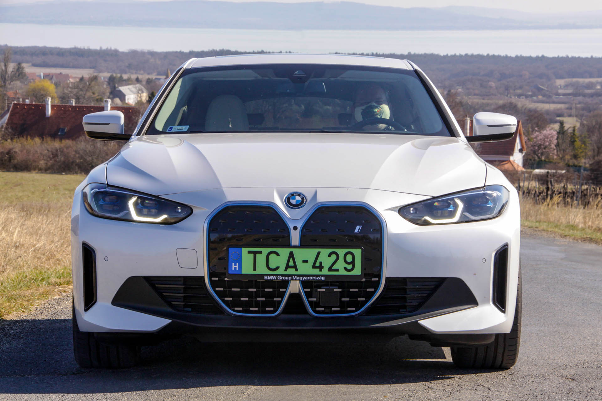bmwi4edrive40o