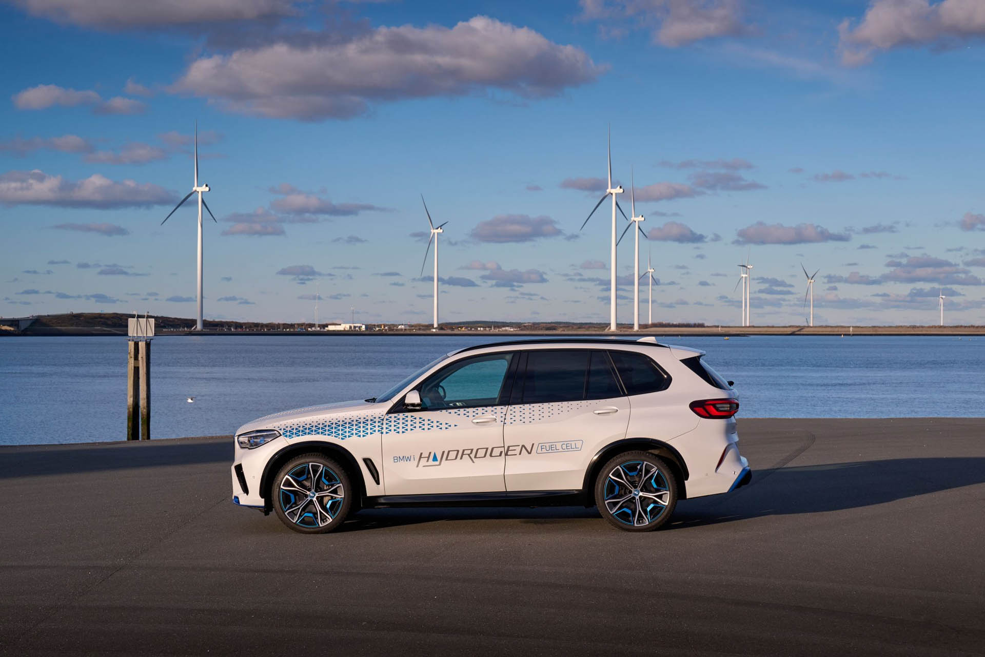 BMW iX5 Hydrogen 28