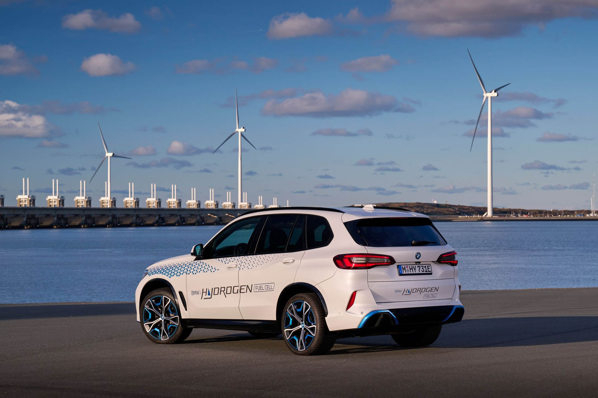 BMW iX5 Hydrogen 29