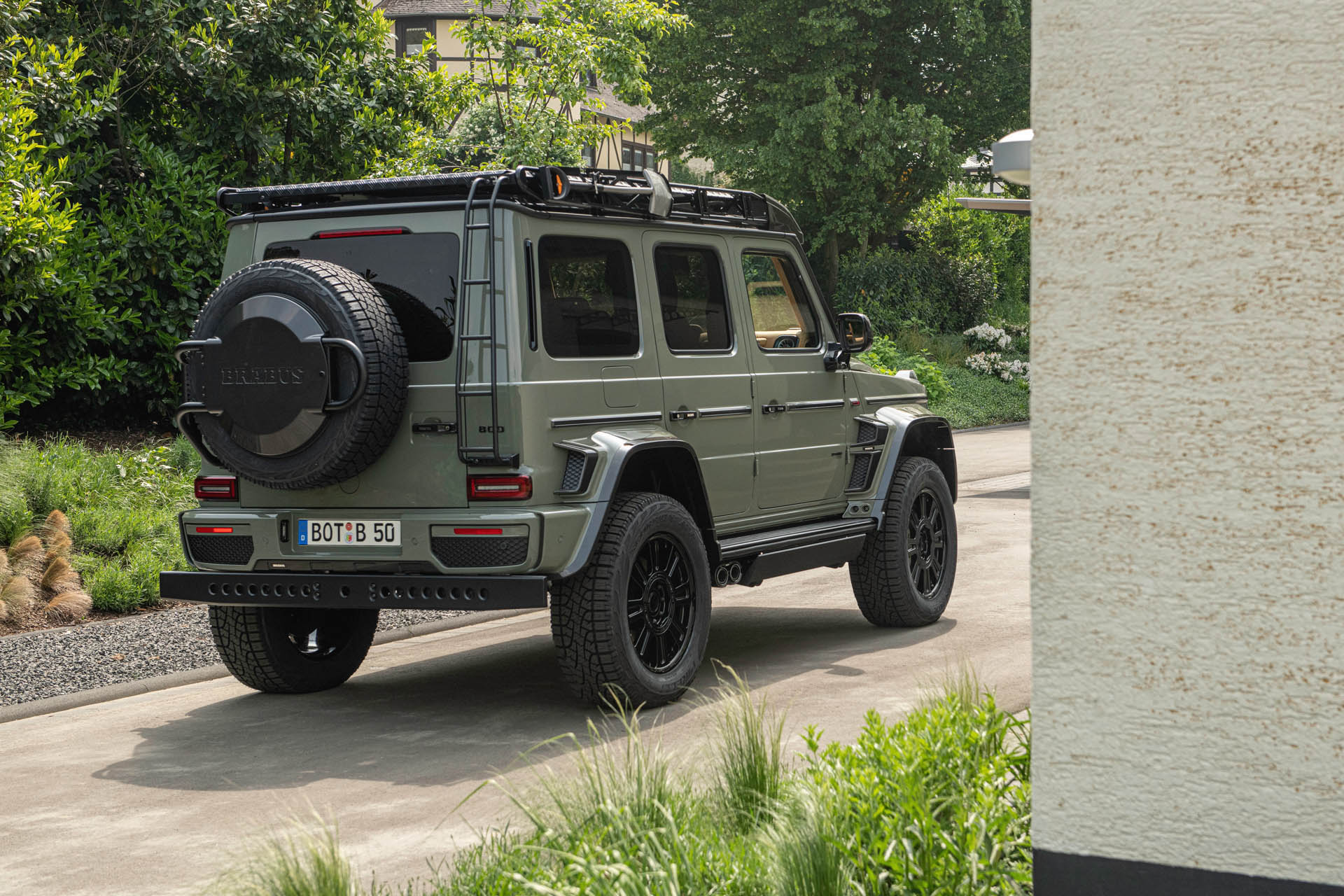 BRABUS 800 4x4 Stealth Green 06