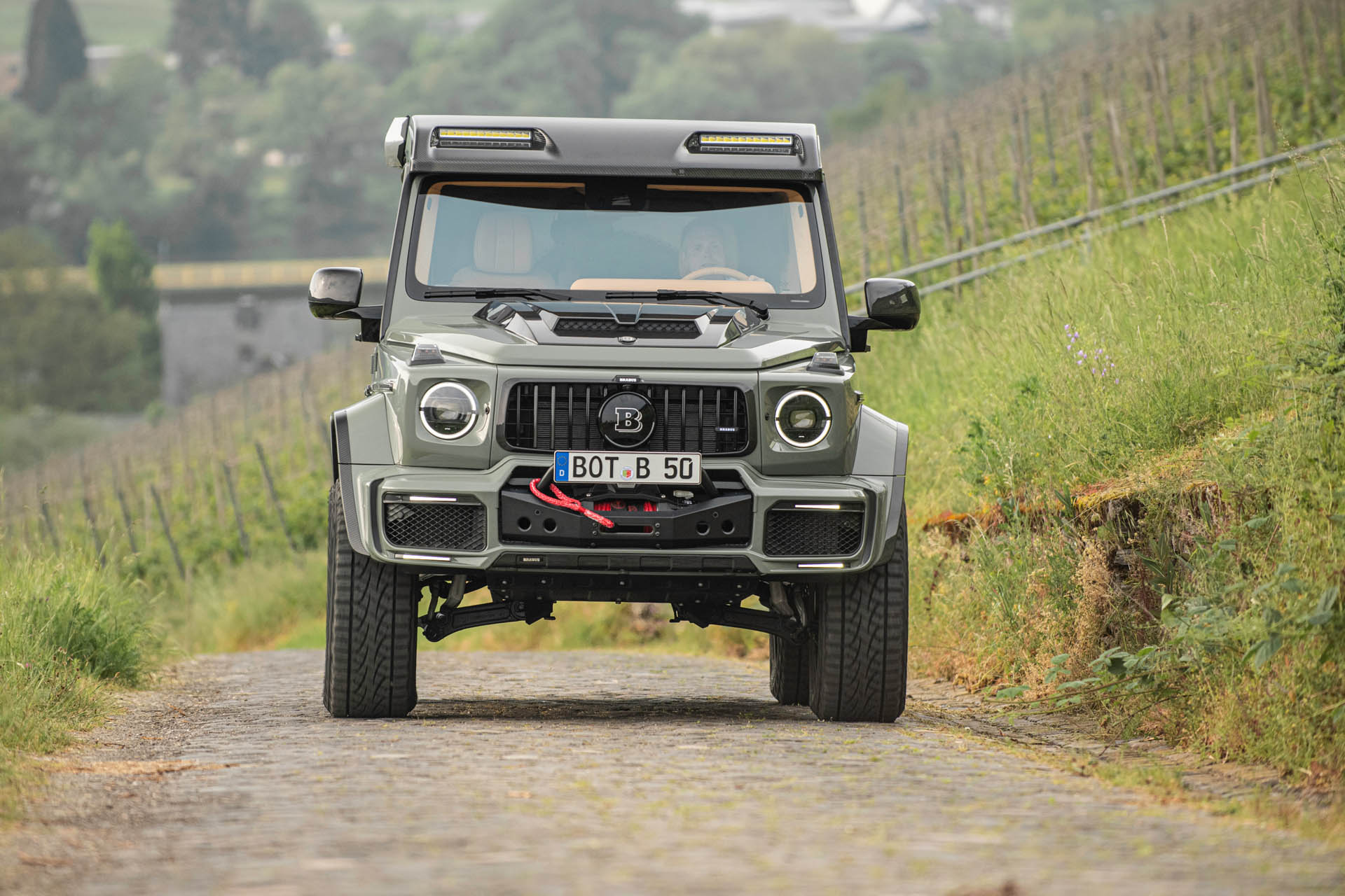 BRABUS 800 4x4 Stealth Green 12