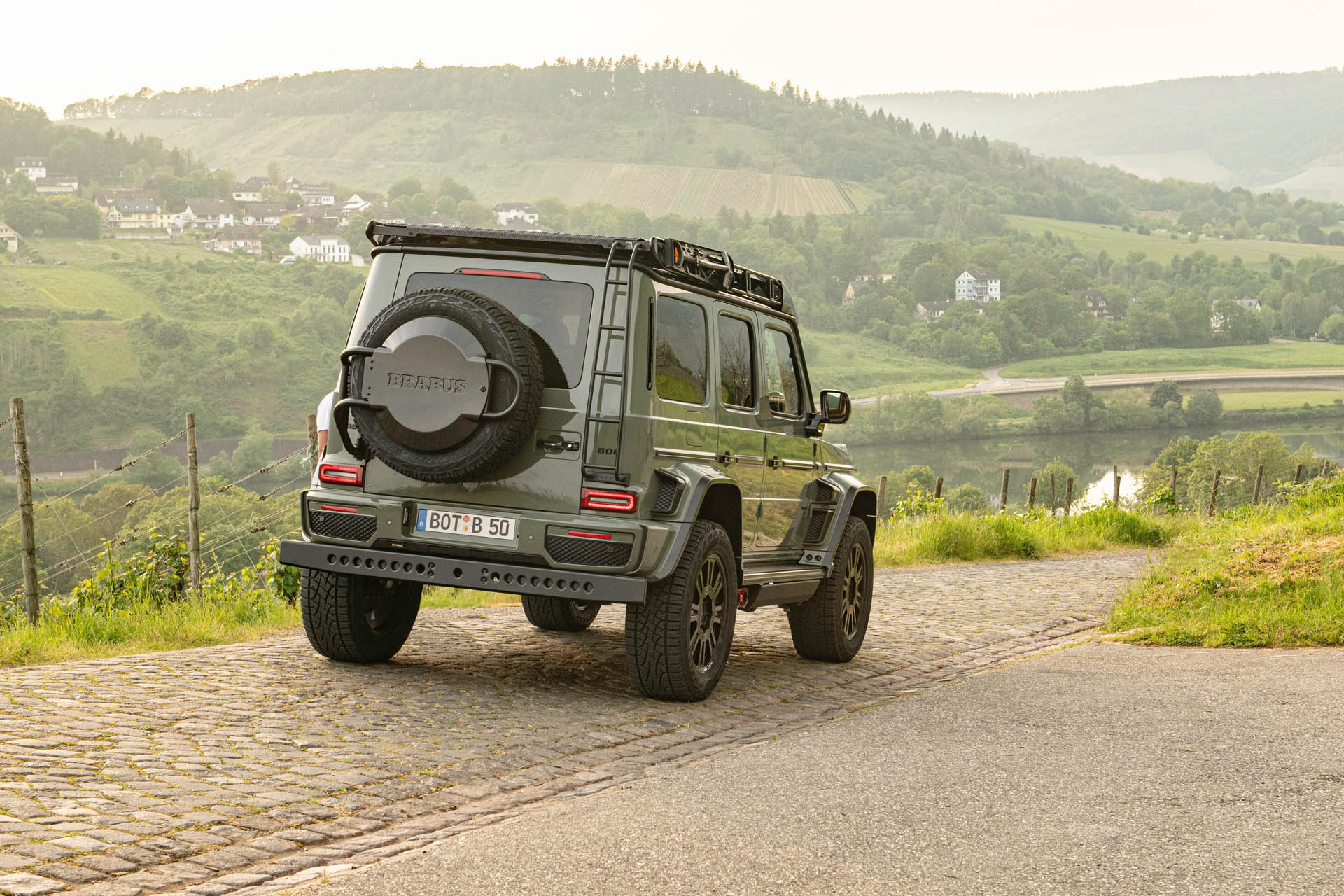 BRABUS 800 4x4 Stealth Green 24