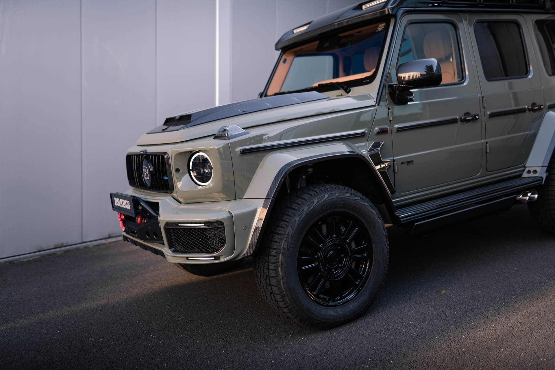 BRABUS 800 4x4 Stealth Green-M-AMG G 63 4x4 Outdoor 69
