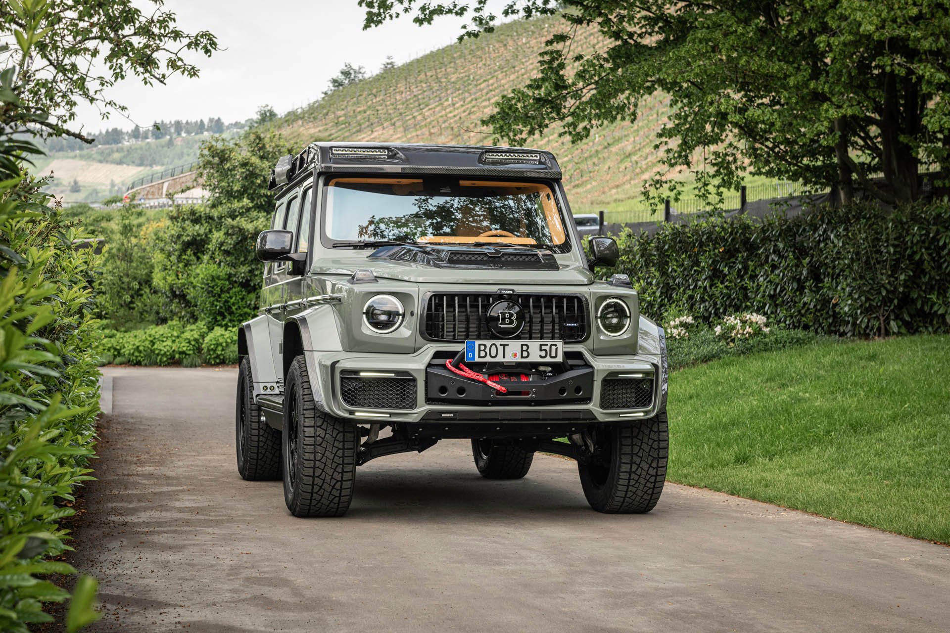 BRABUS 800 4x4 Stealth Green