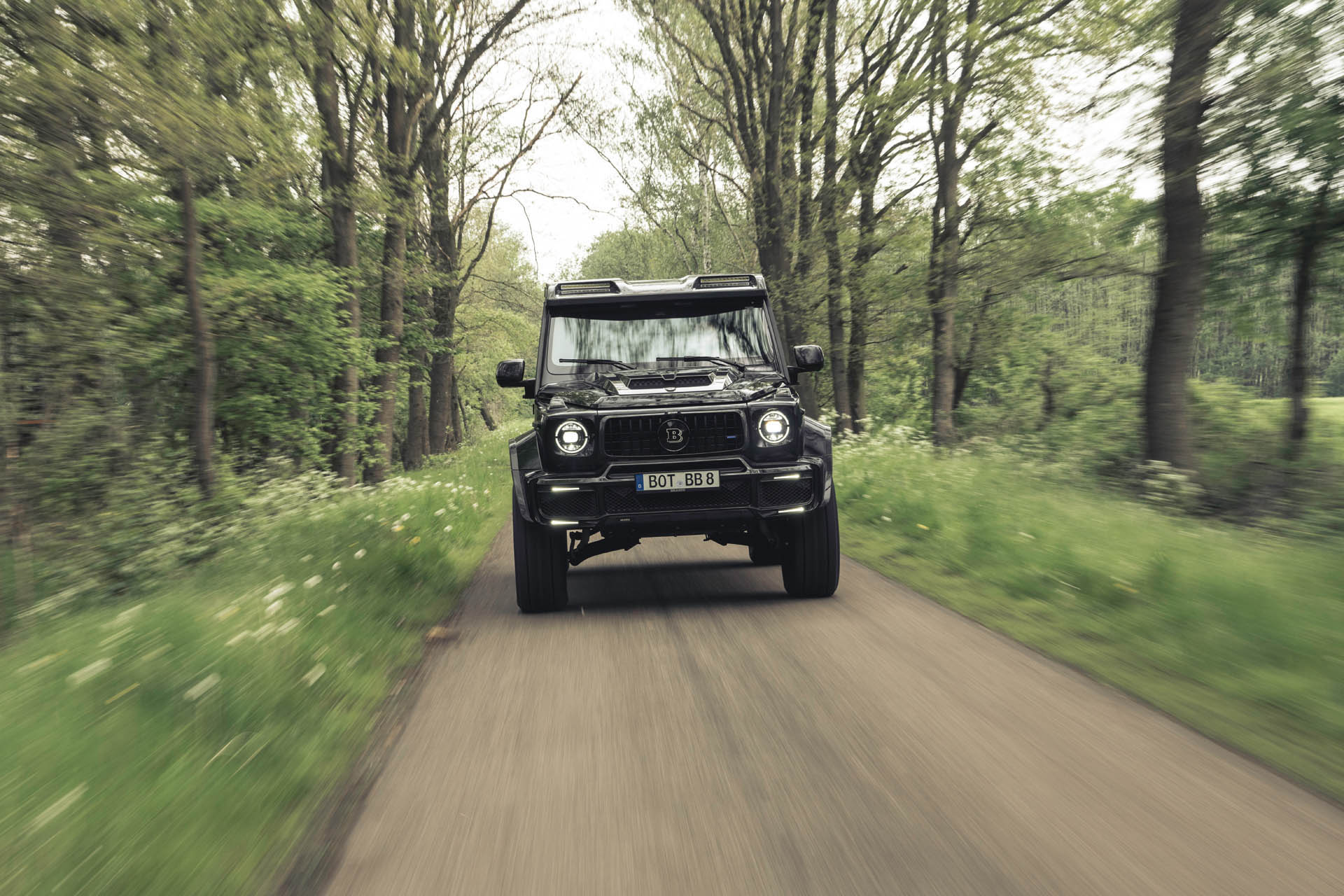 BRABUS 800 4x4 Superblack 10
