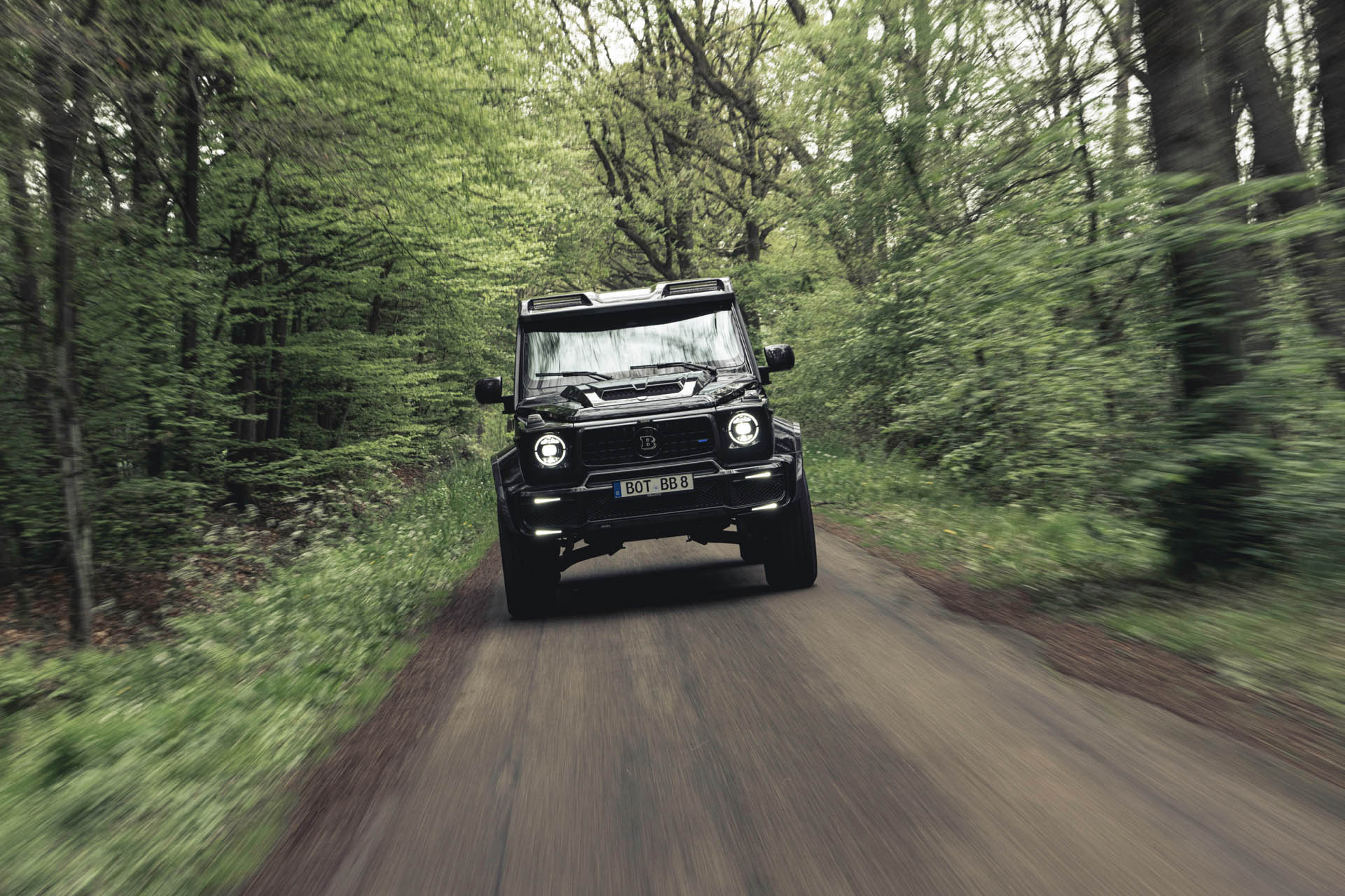 BRABUS 800 4x4 Superblack 11