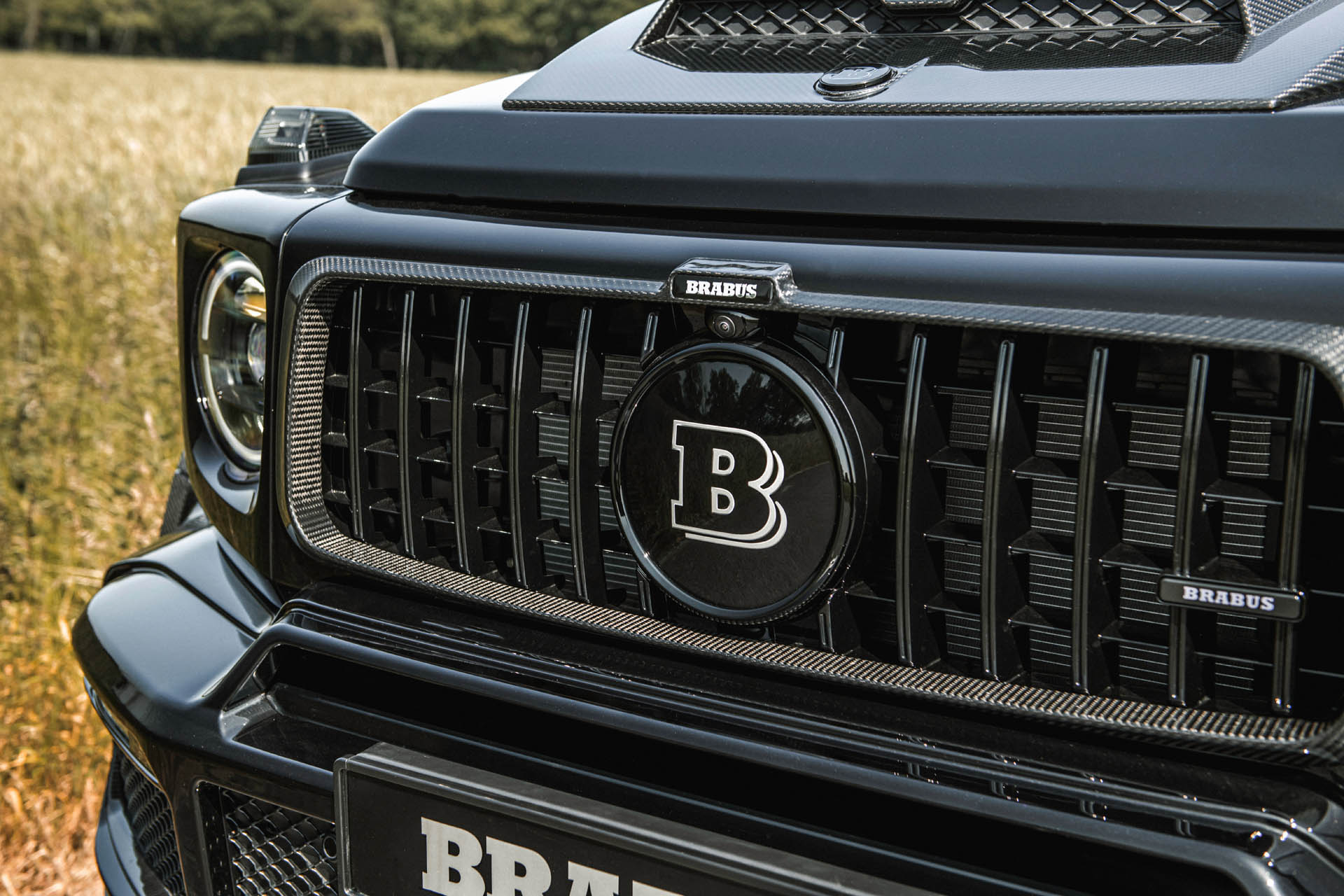 BRABUS 800 4x4 Superblack 30