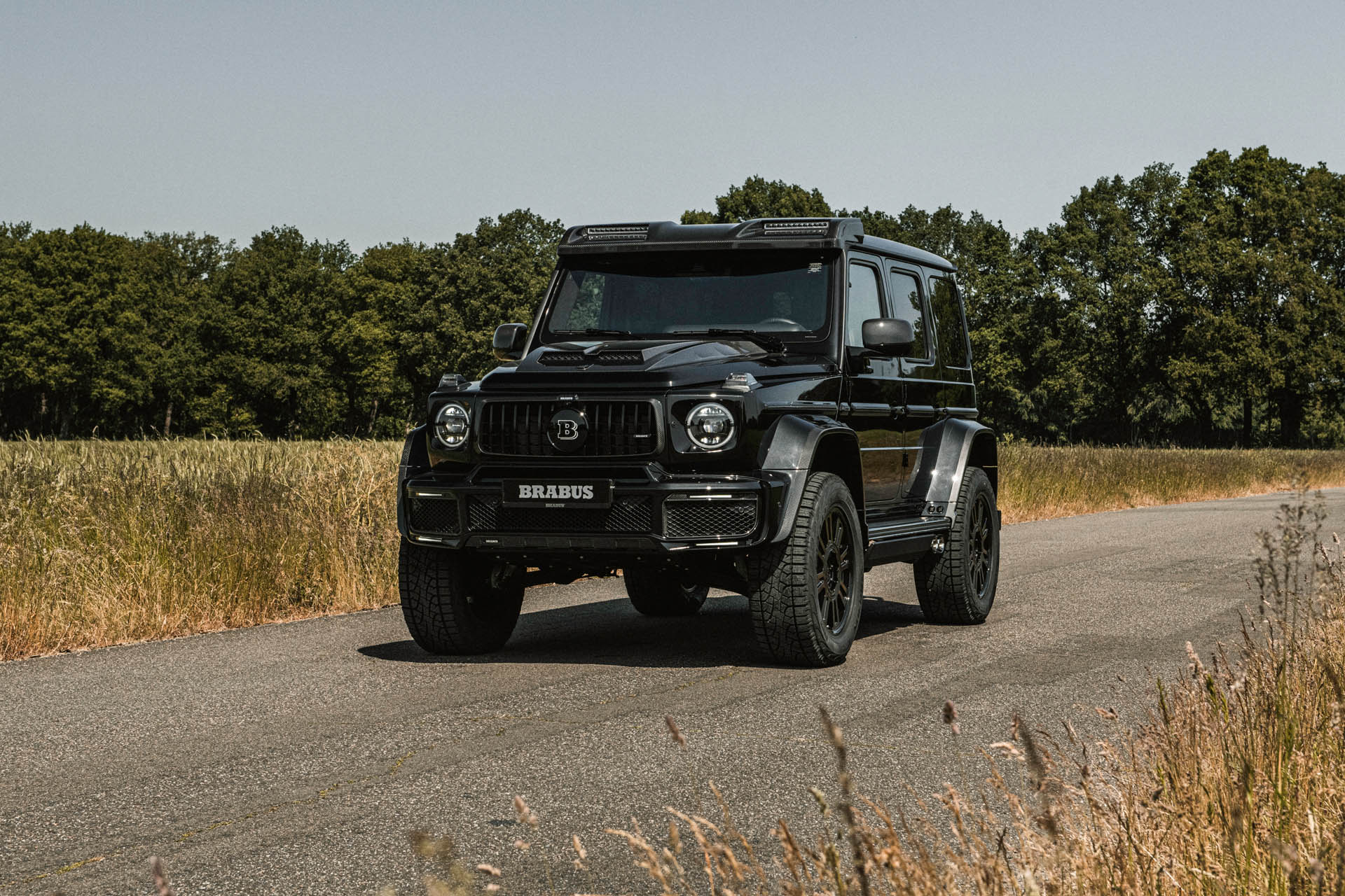 BRABUS 800 4x4 Superblack 41
