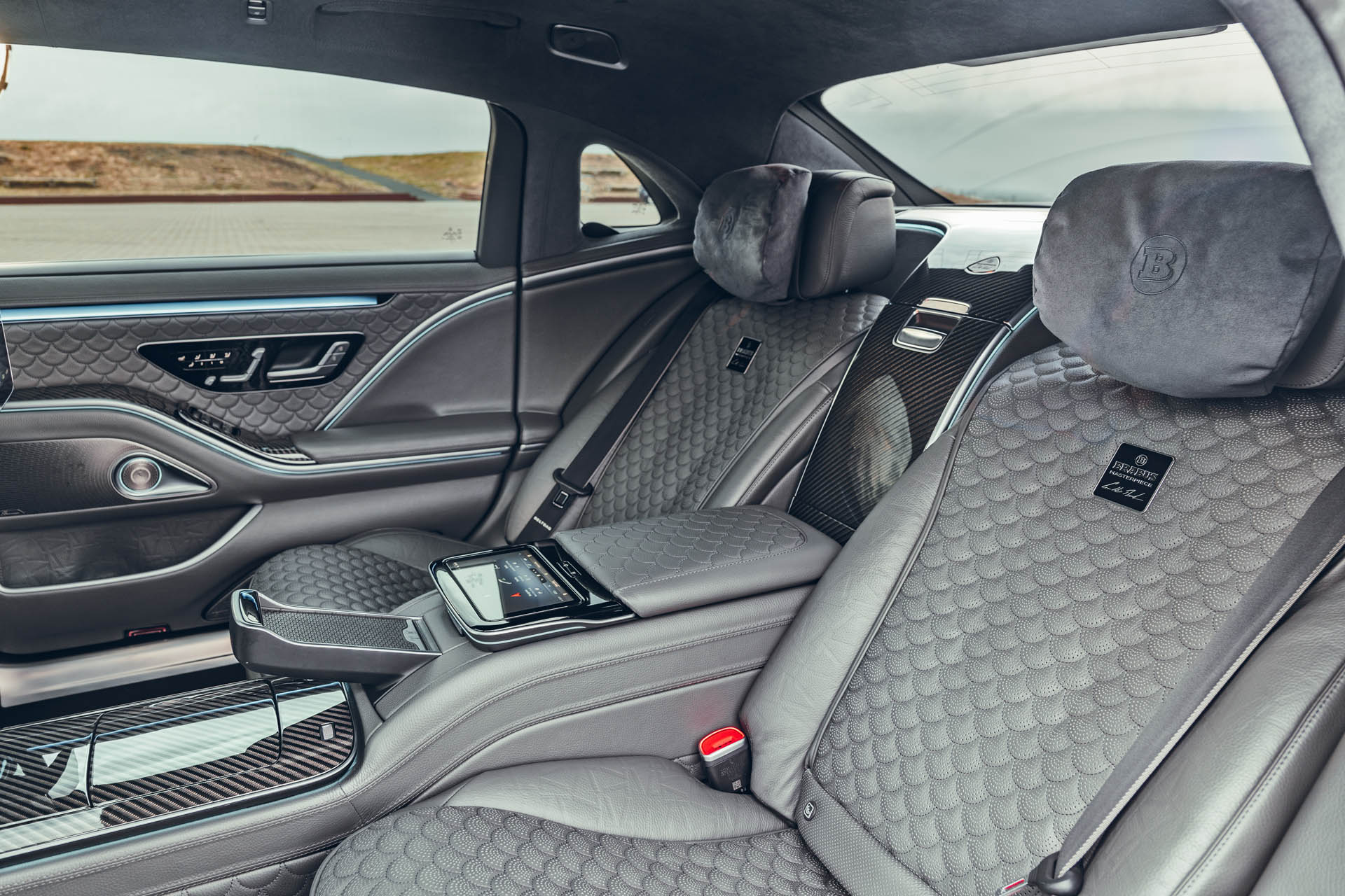 BRABUS 850 Maybach 32