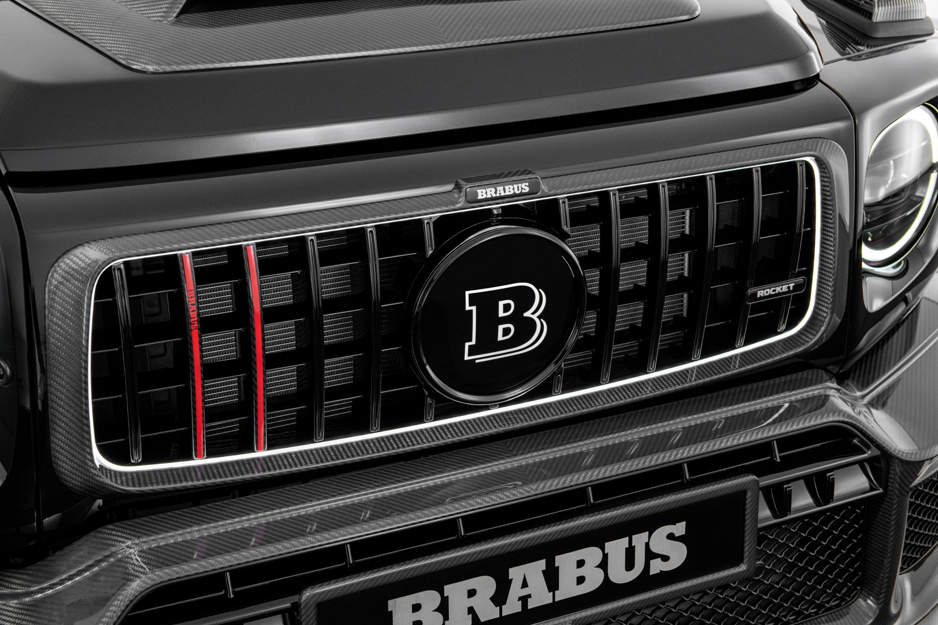 BRABUS 900 ROCKET EDITION black W465 Studio 6