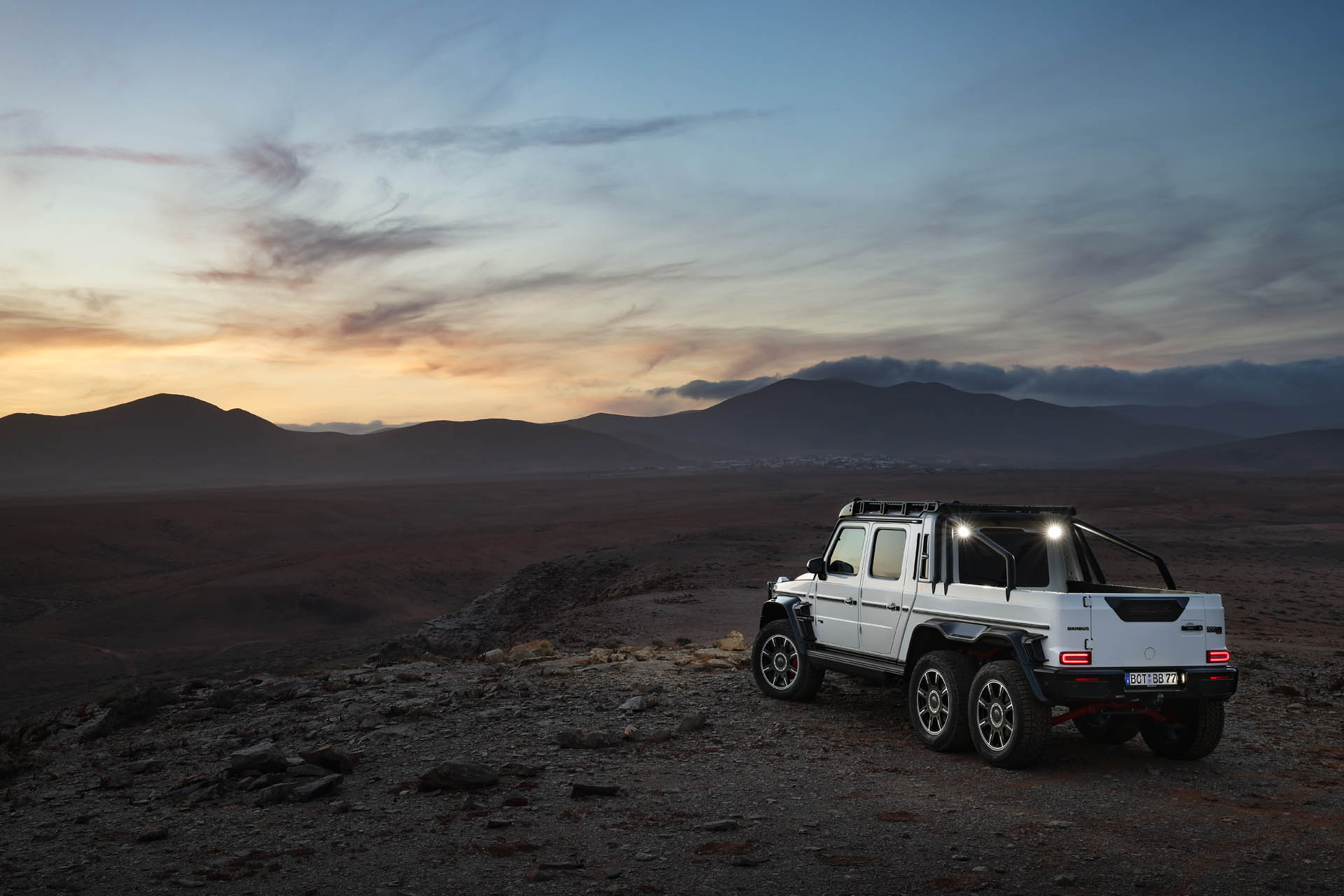 BRABUS XLP 800 6x6 Adventure-M-AMG G 63 Outdoor 18