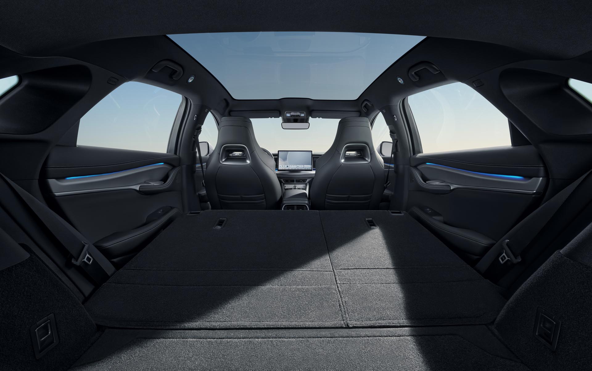 Interior 6