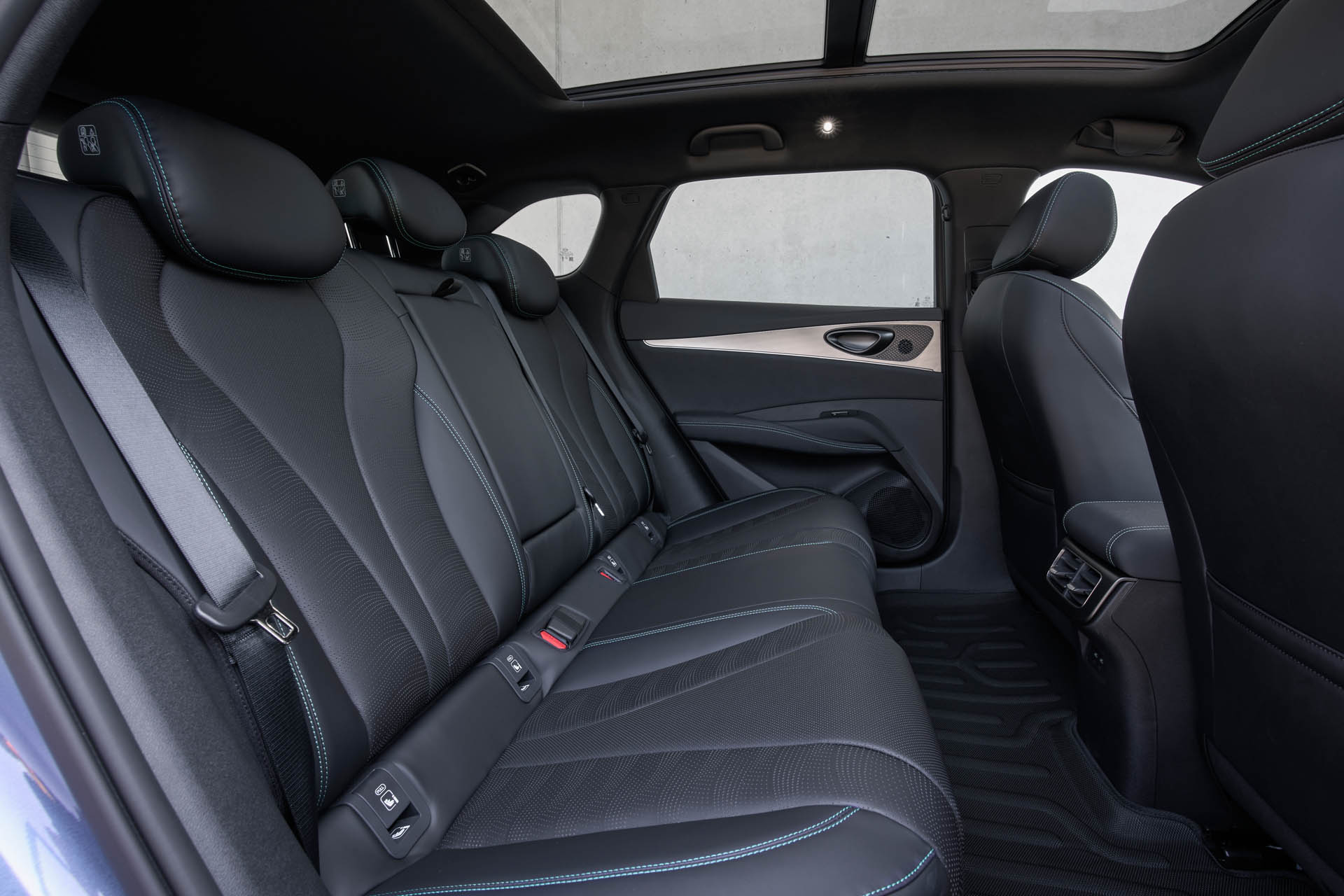 BYD Seal 6 DM-i Touring - Intern - 00021