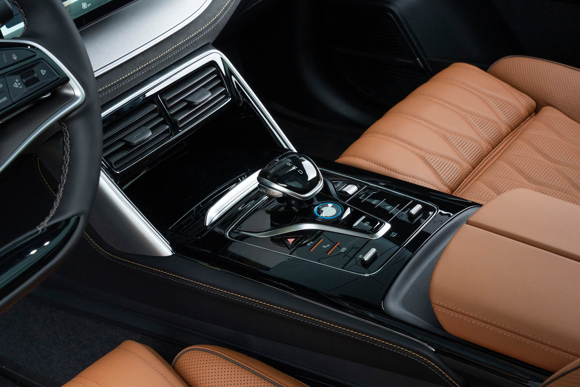 BYD TANG 032